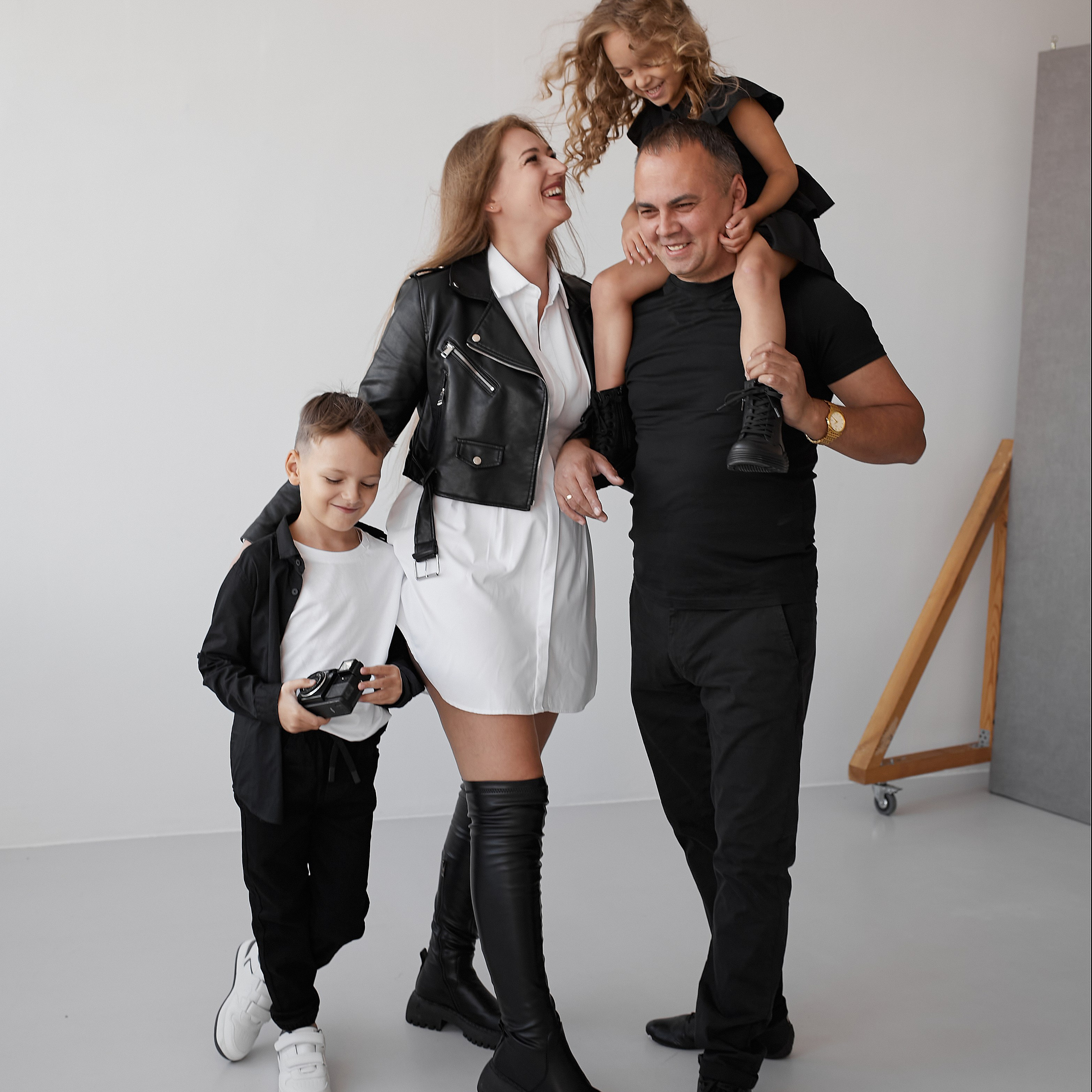 Студийные семейные фотосъемки