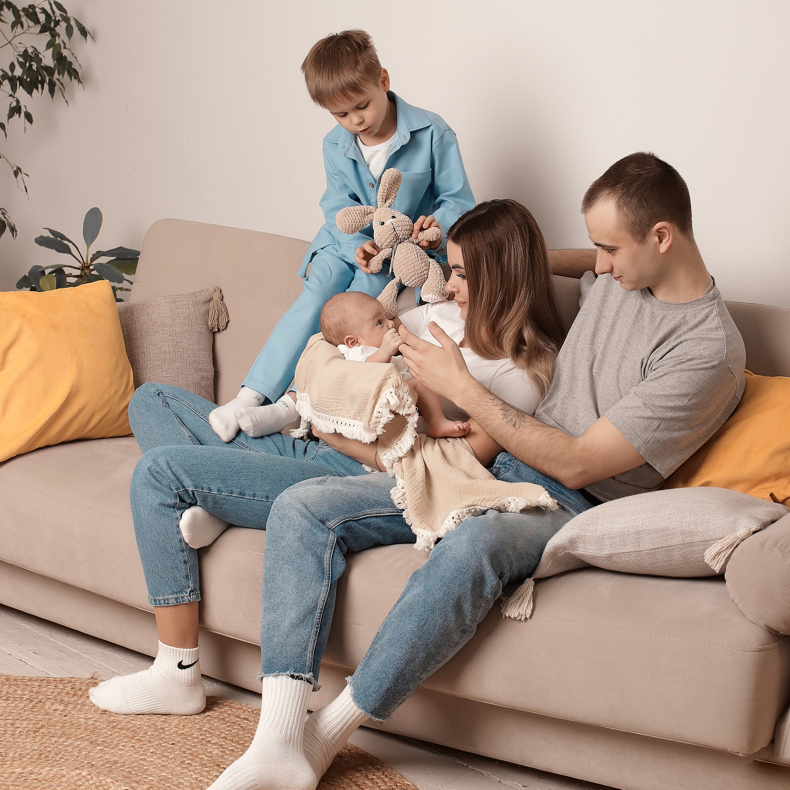 Студийные семейные фотосъемки