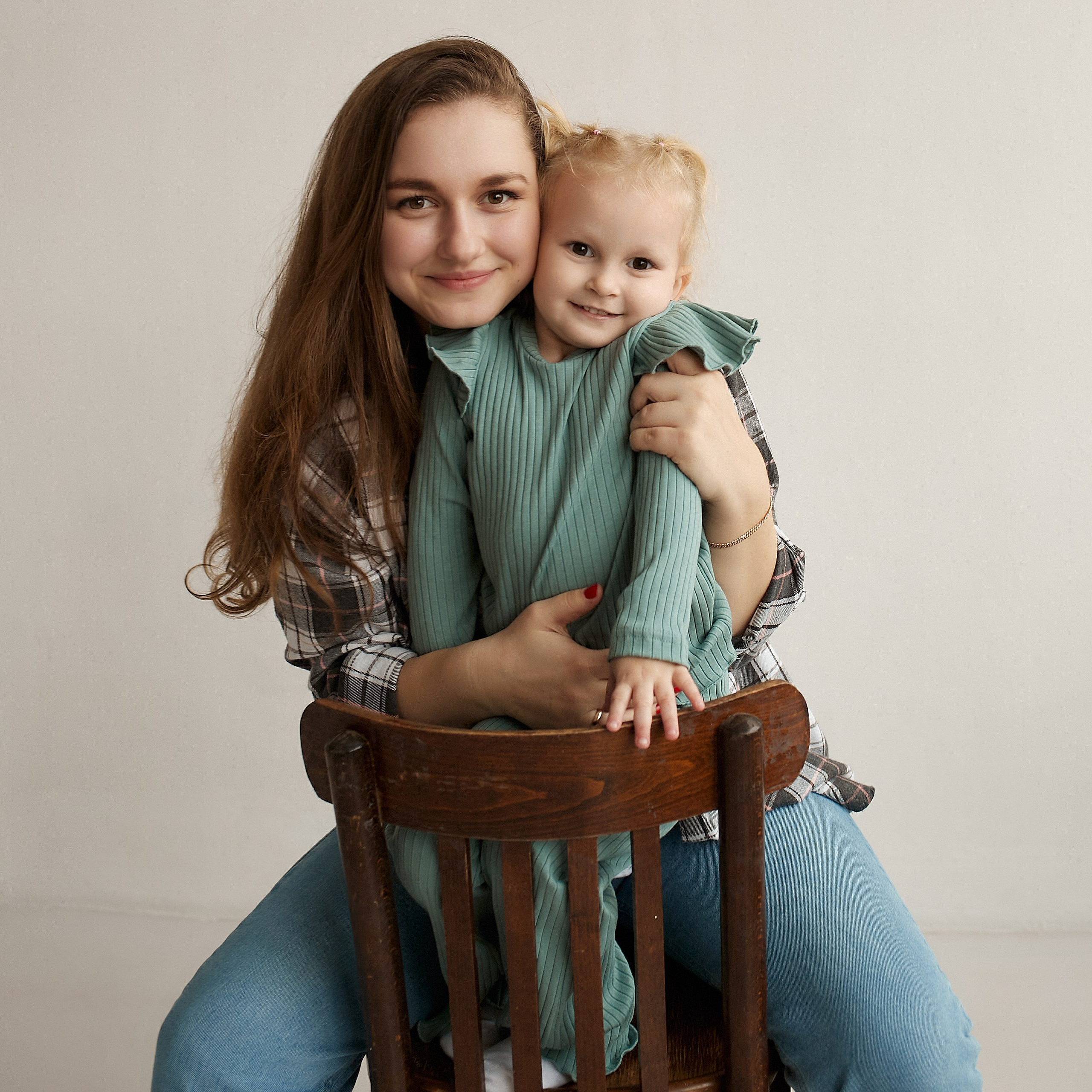 Студийные семейные фотосъемки