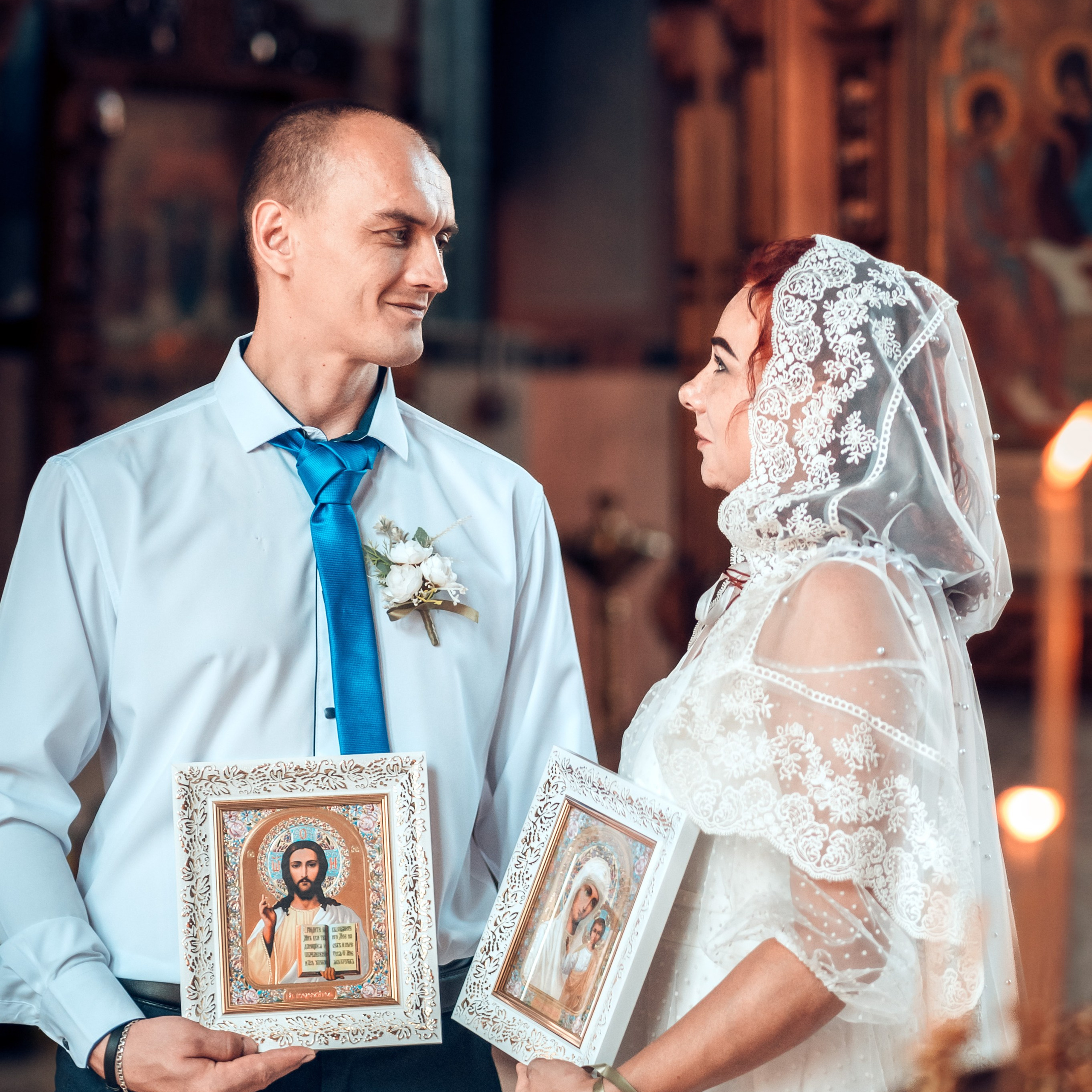 Таинство Венчания Алексея и Юлии в храмеРождества Христова