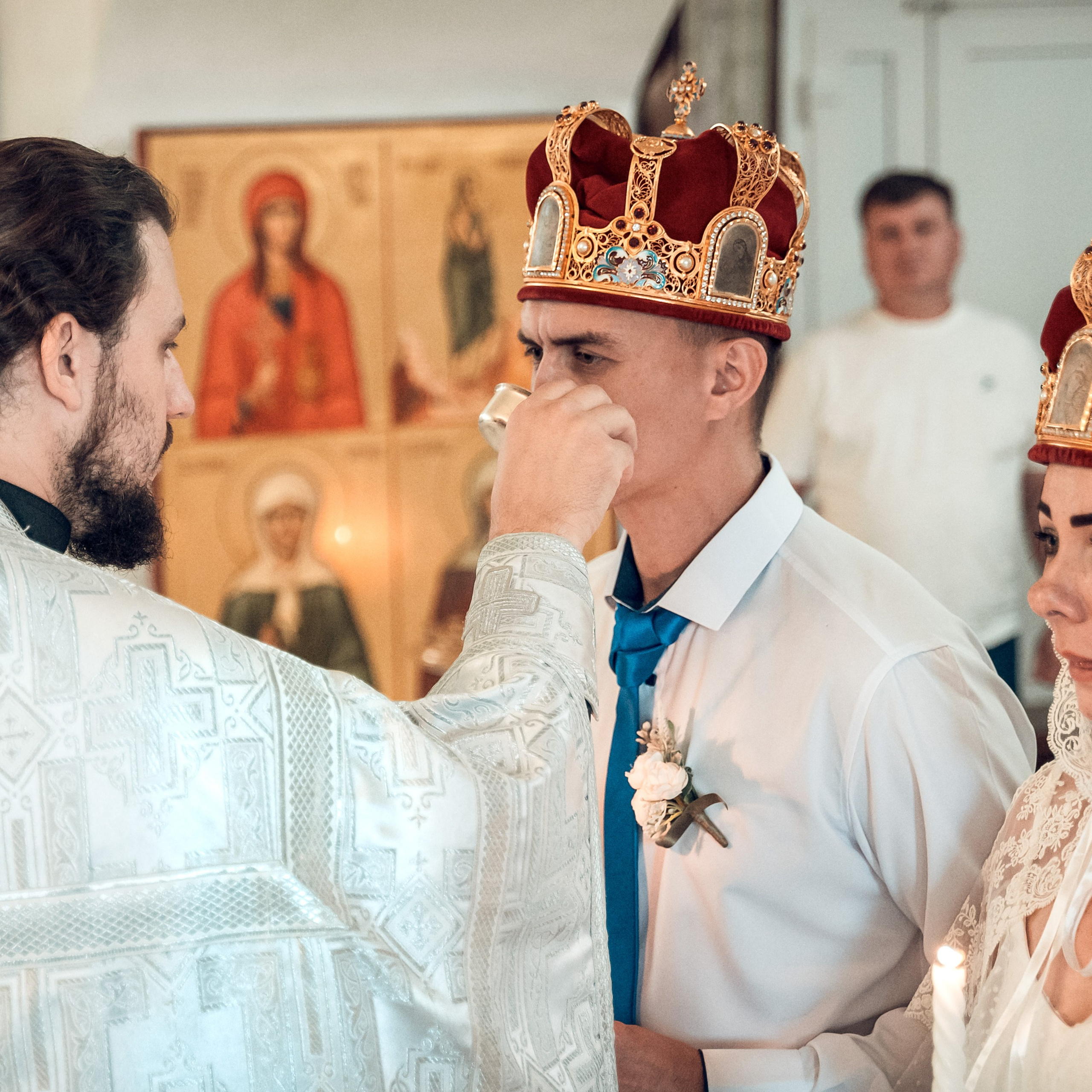 Таинство Венчания Алексея и Юлии в храмеРождества Христова