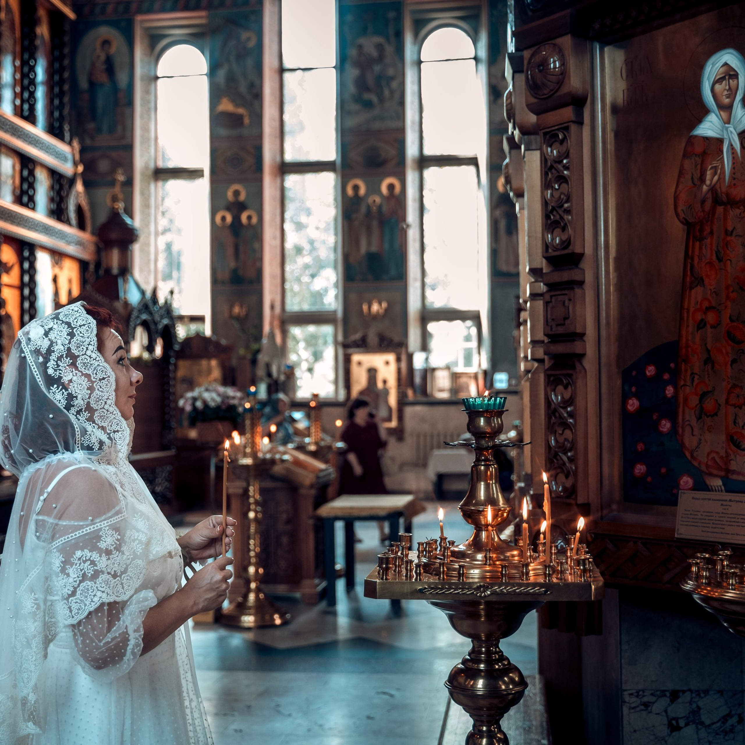 Таинство Венчания Алексея и Юлии в храмеРождества Христова