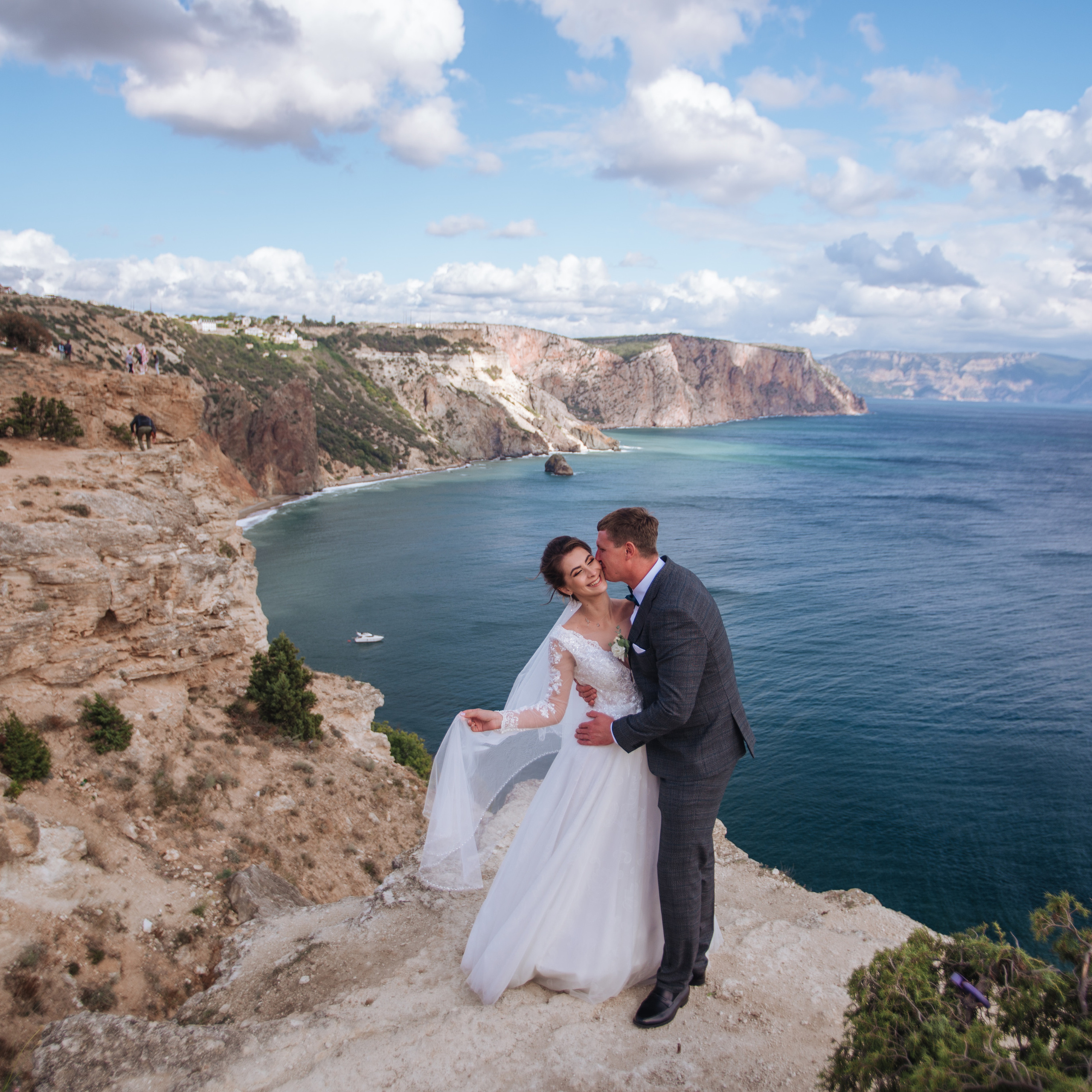 Свадебные фотосессии в Севастополе и Ялте. Свадебный фотограф в Севастополе