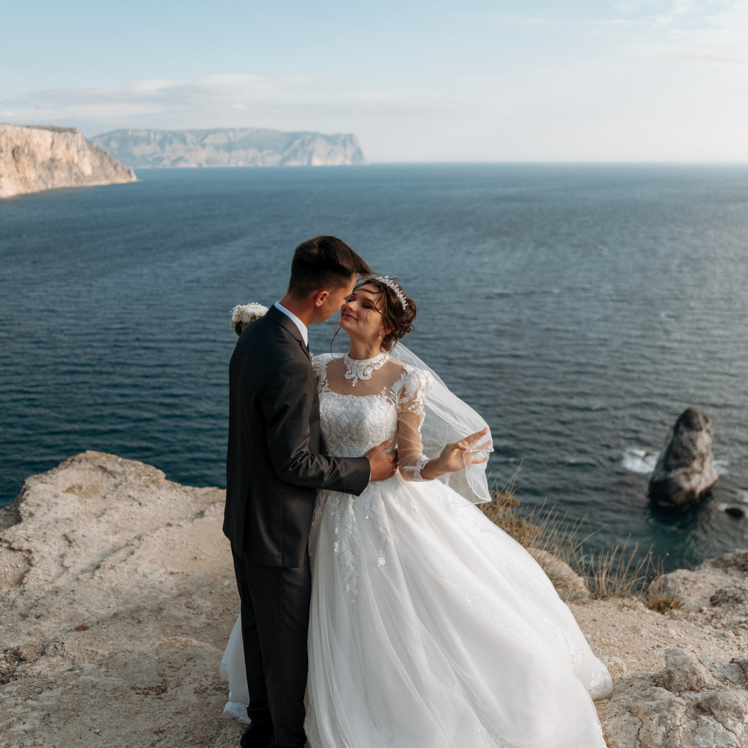 Кристина и Айбар 24.10.25. Свадебный фотограф в Севастополе