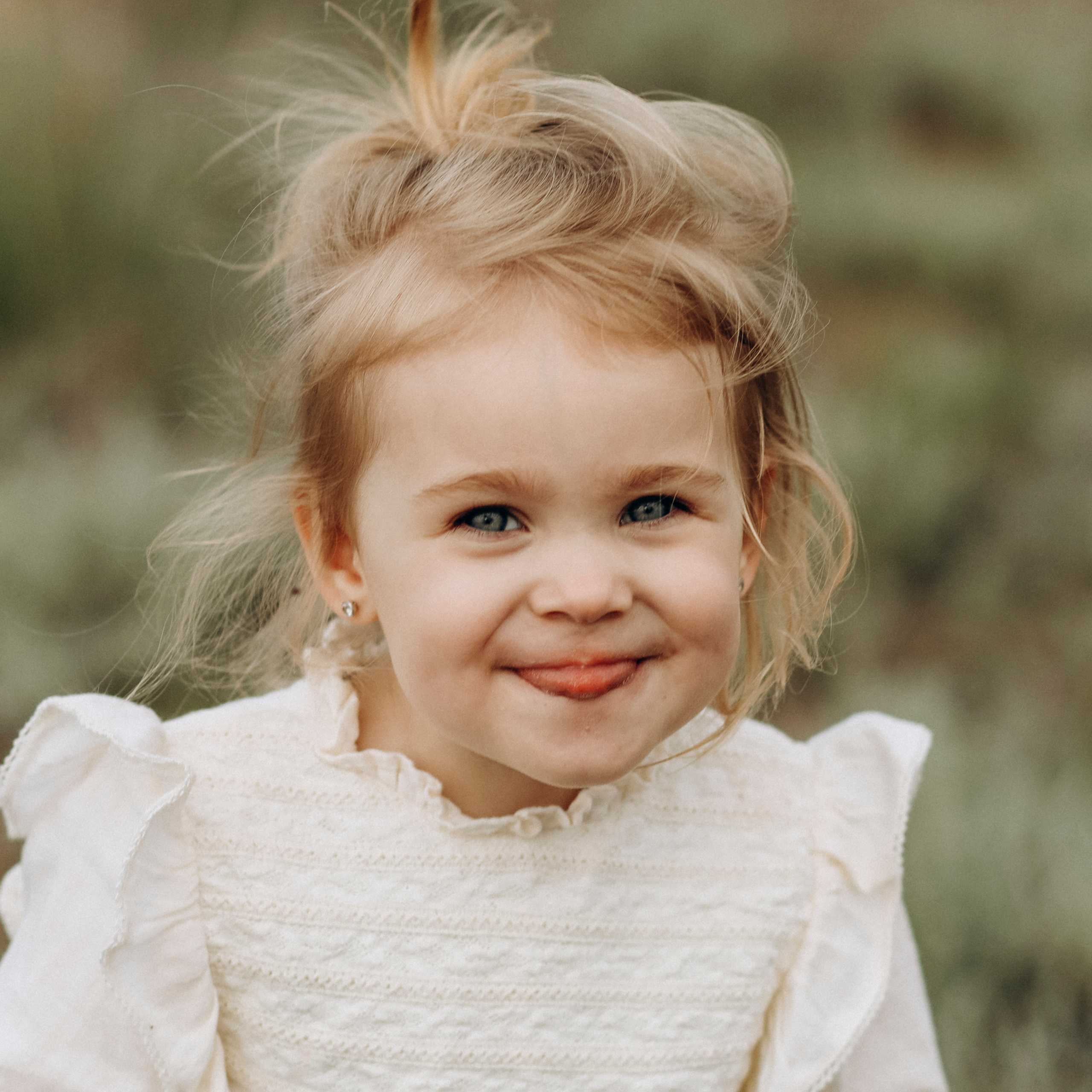 Катя и София