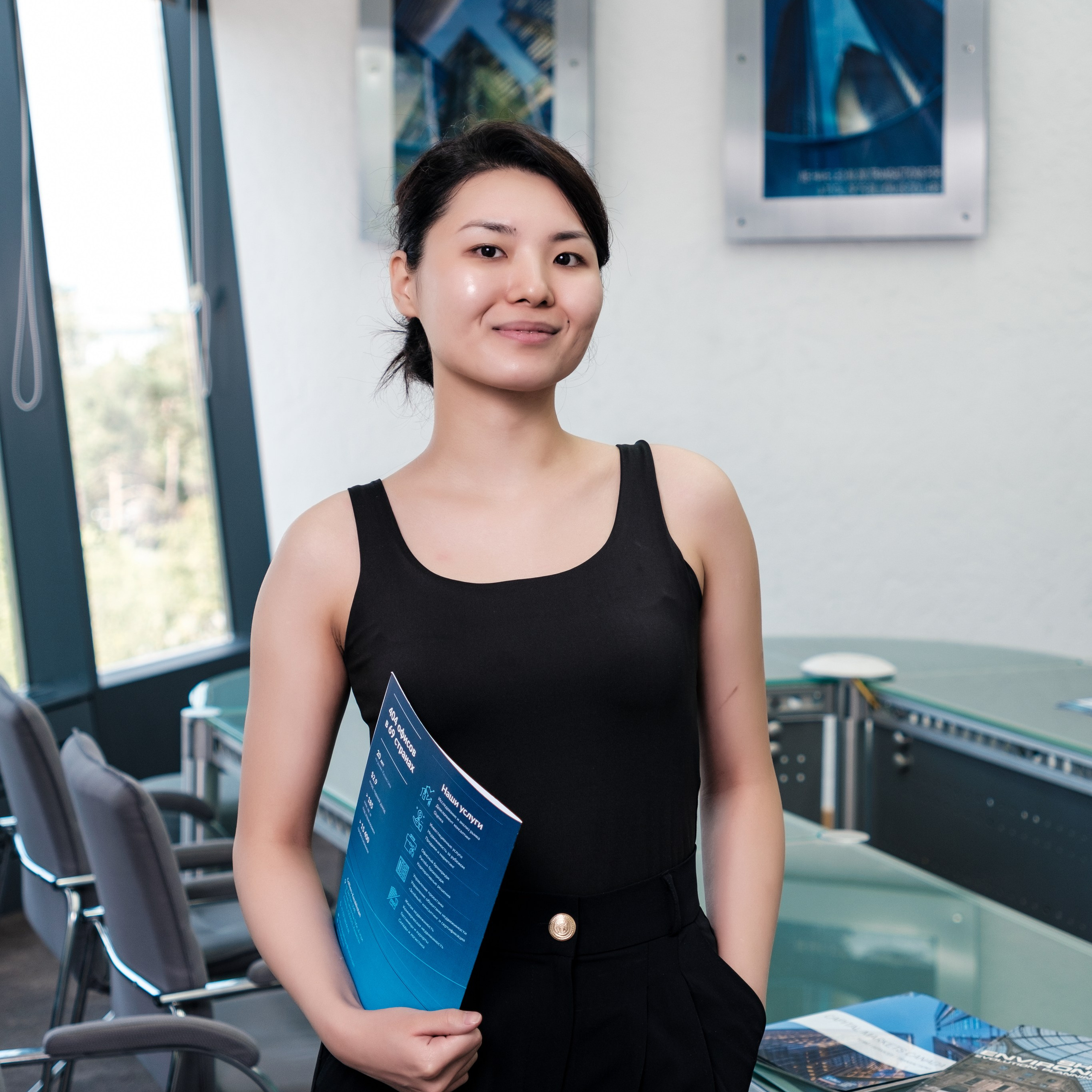 Бизнес портрет Алматы фотосессия в студии