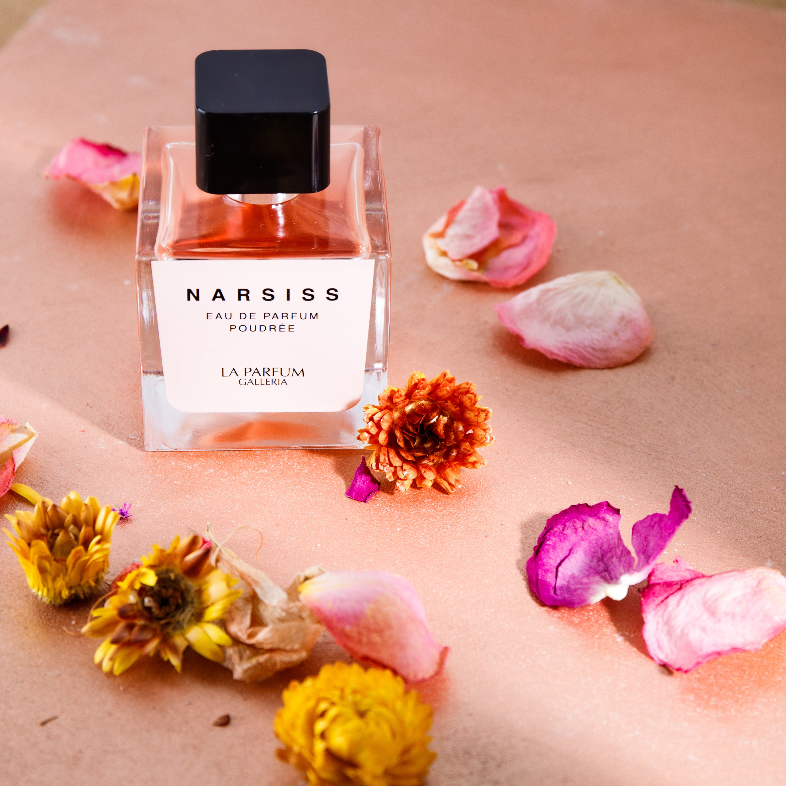 Предметная съемка косметики Алматы