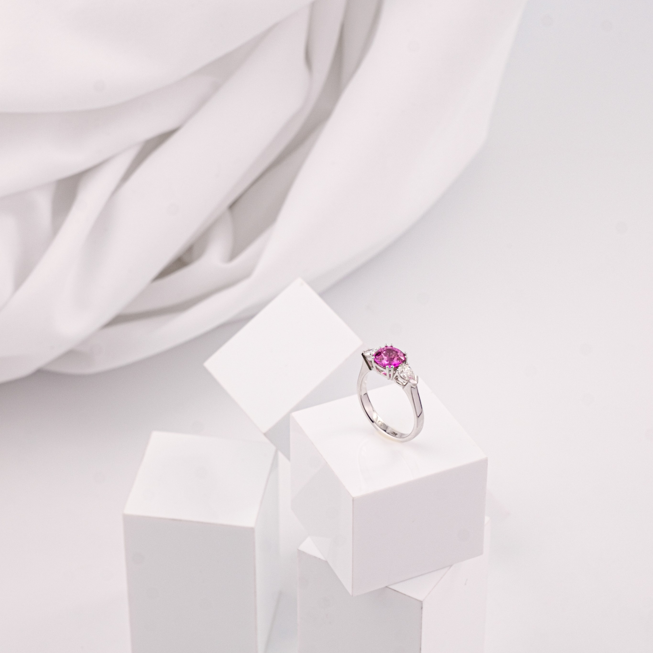 Съемка ювелирных изделий Алматы фотосъемка