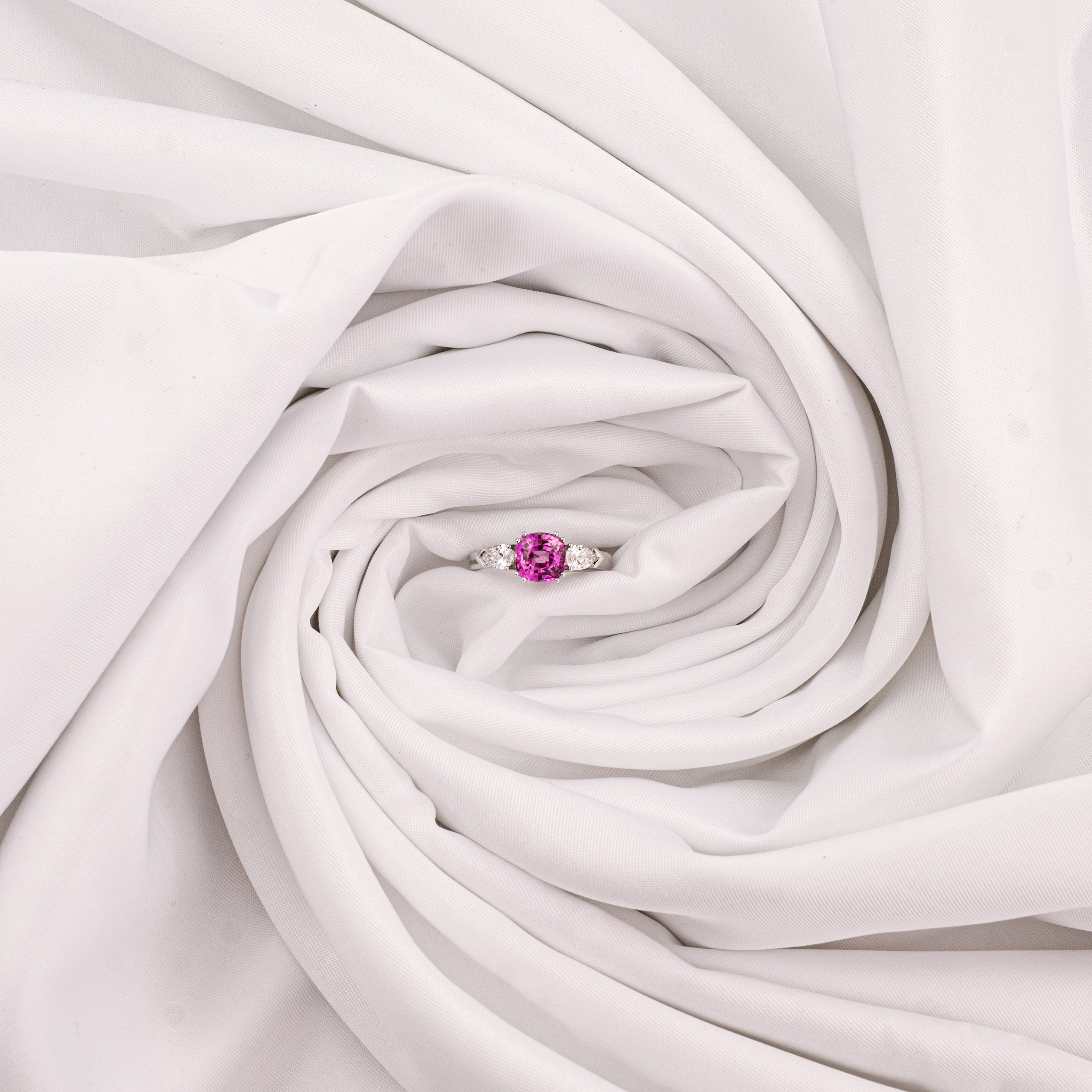 Съемка ювелирных изделий Алматы фотосъемка