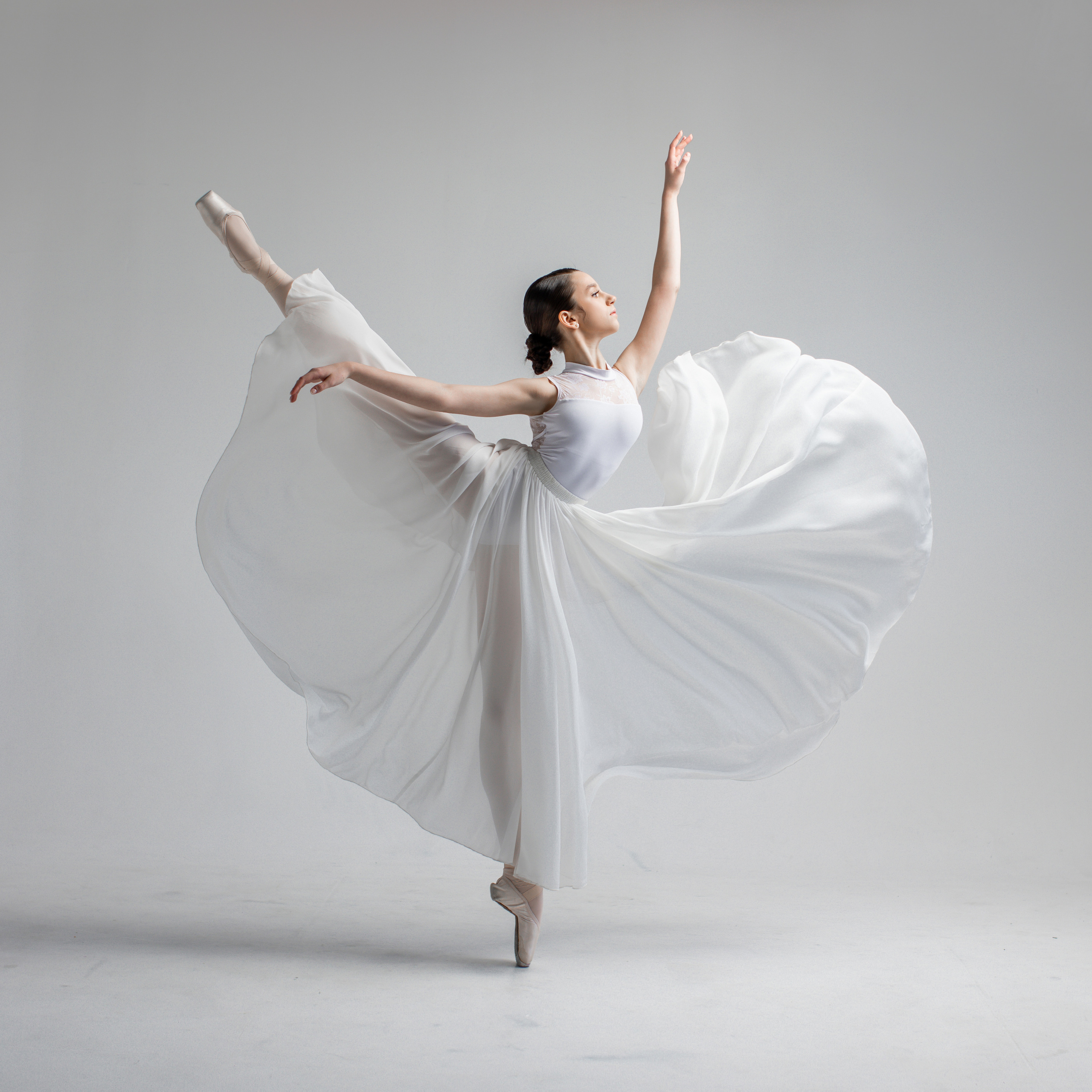 Белая воздушная юбка