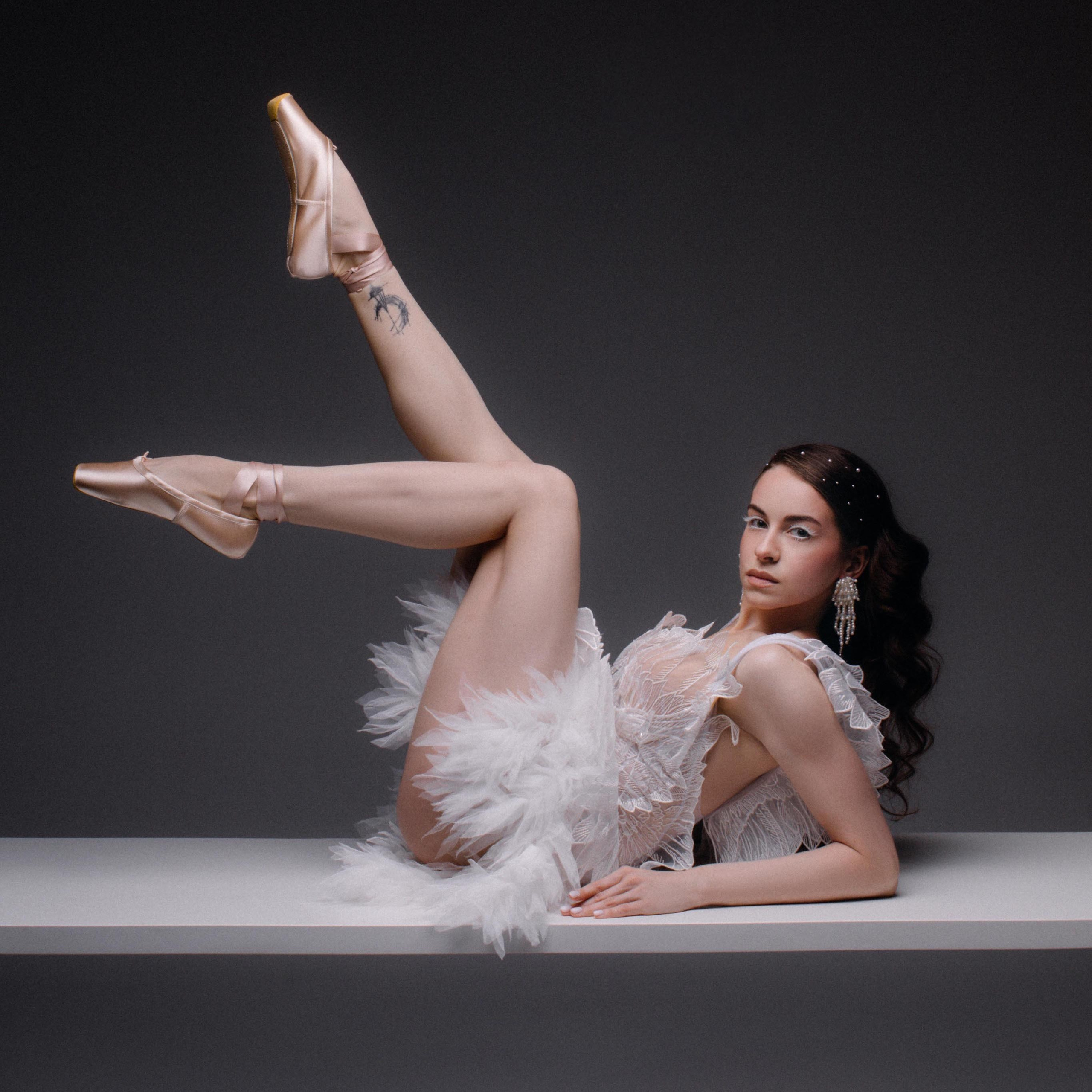 Балерина. Белый Лебедь.