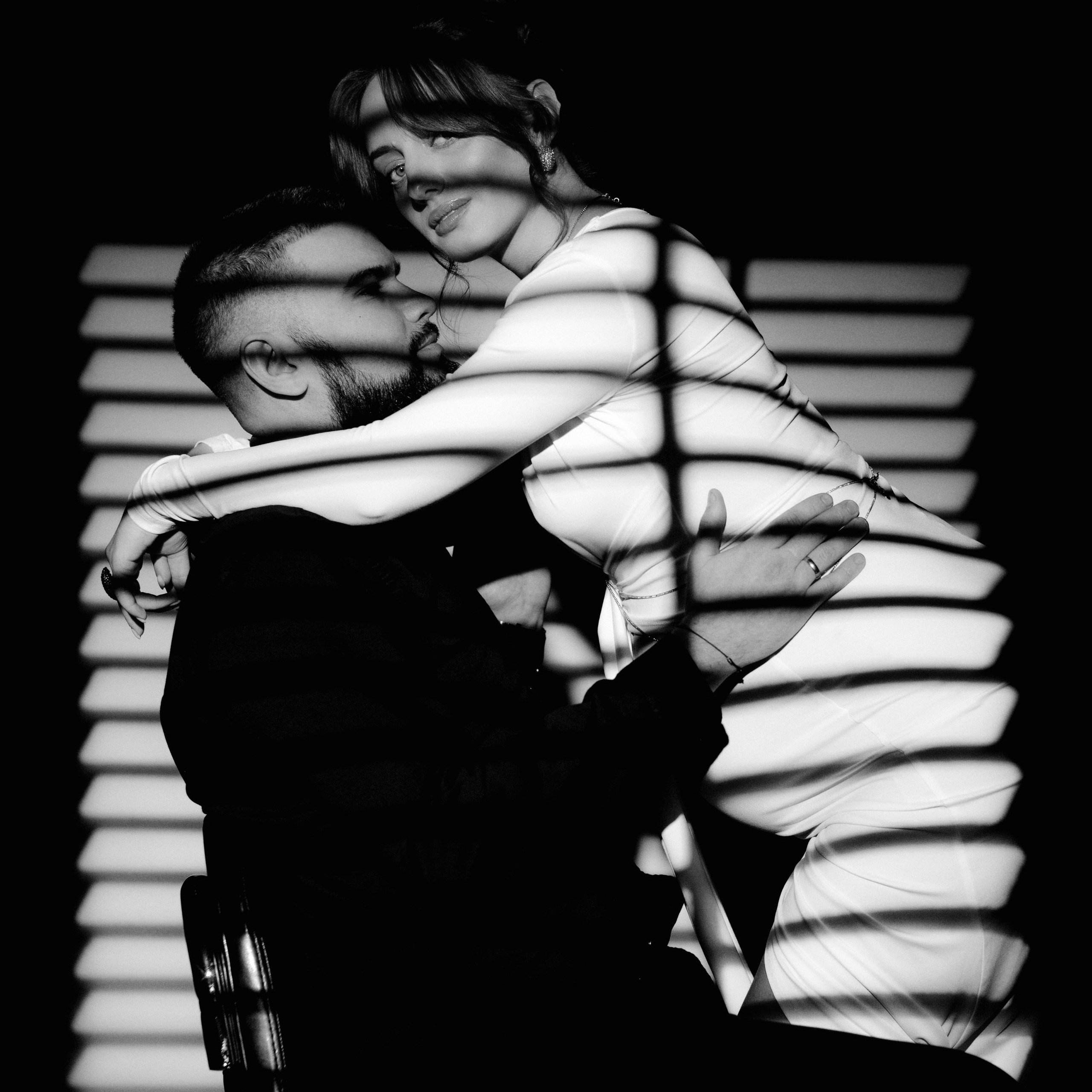 Александра. Фотосессия беременности на циклораме