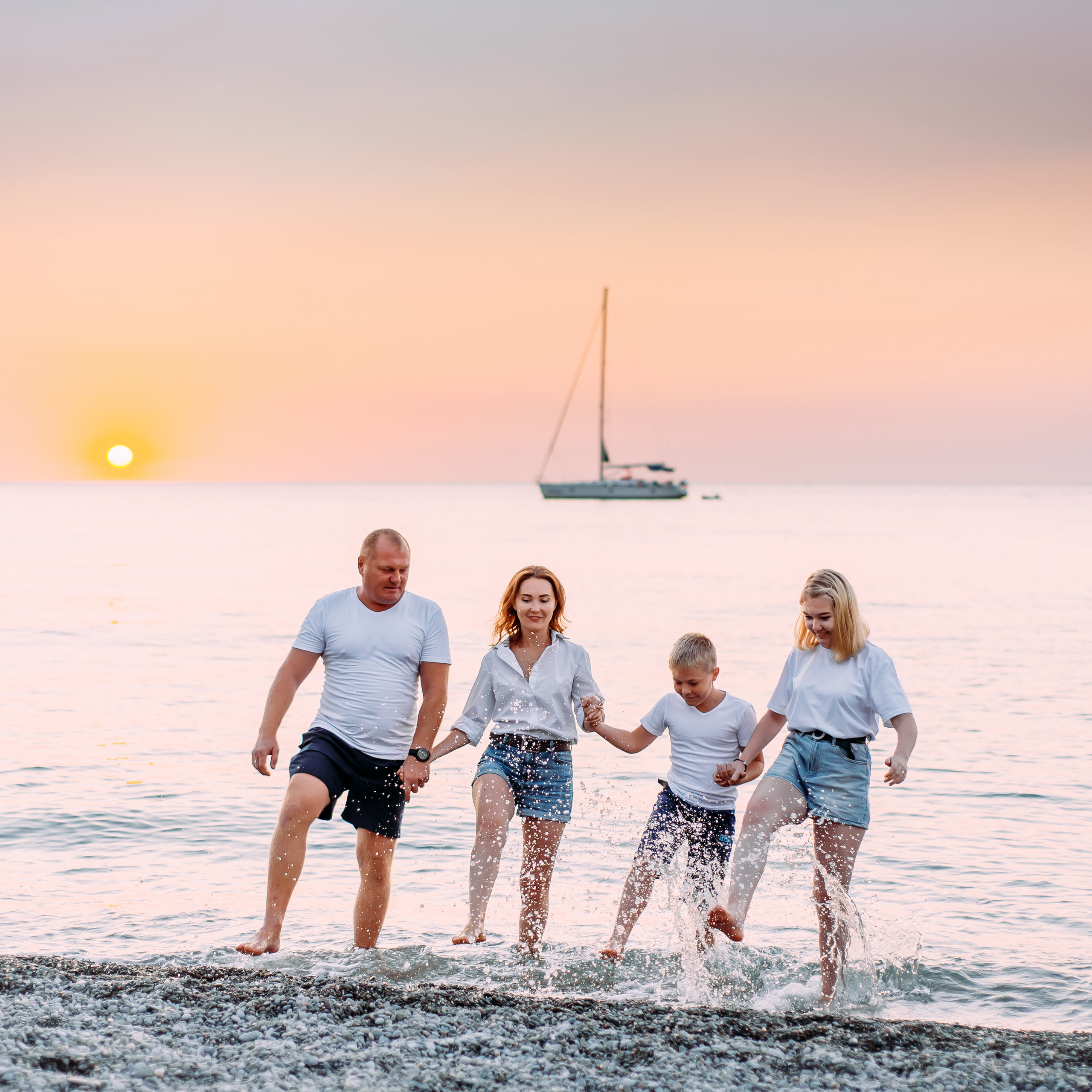 Татьяна с семьей