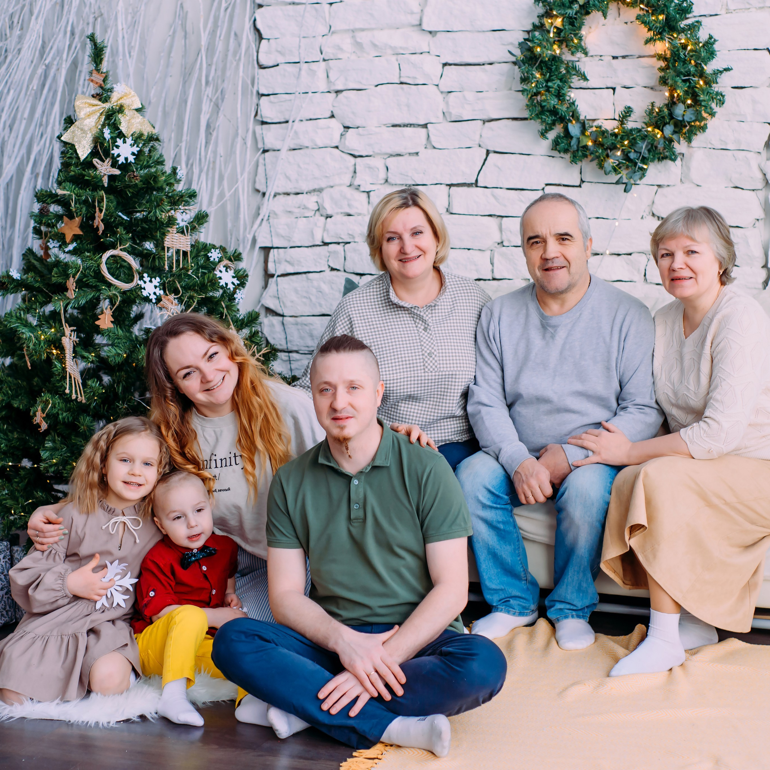 Олеся с семьей