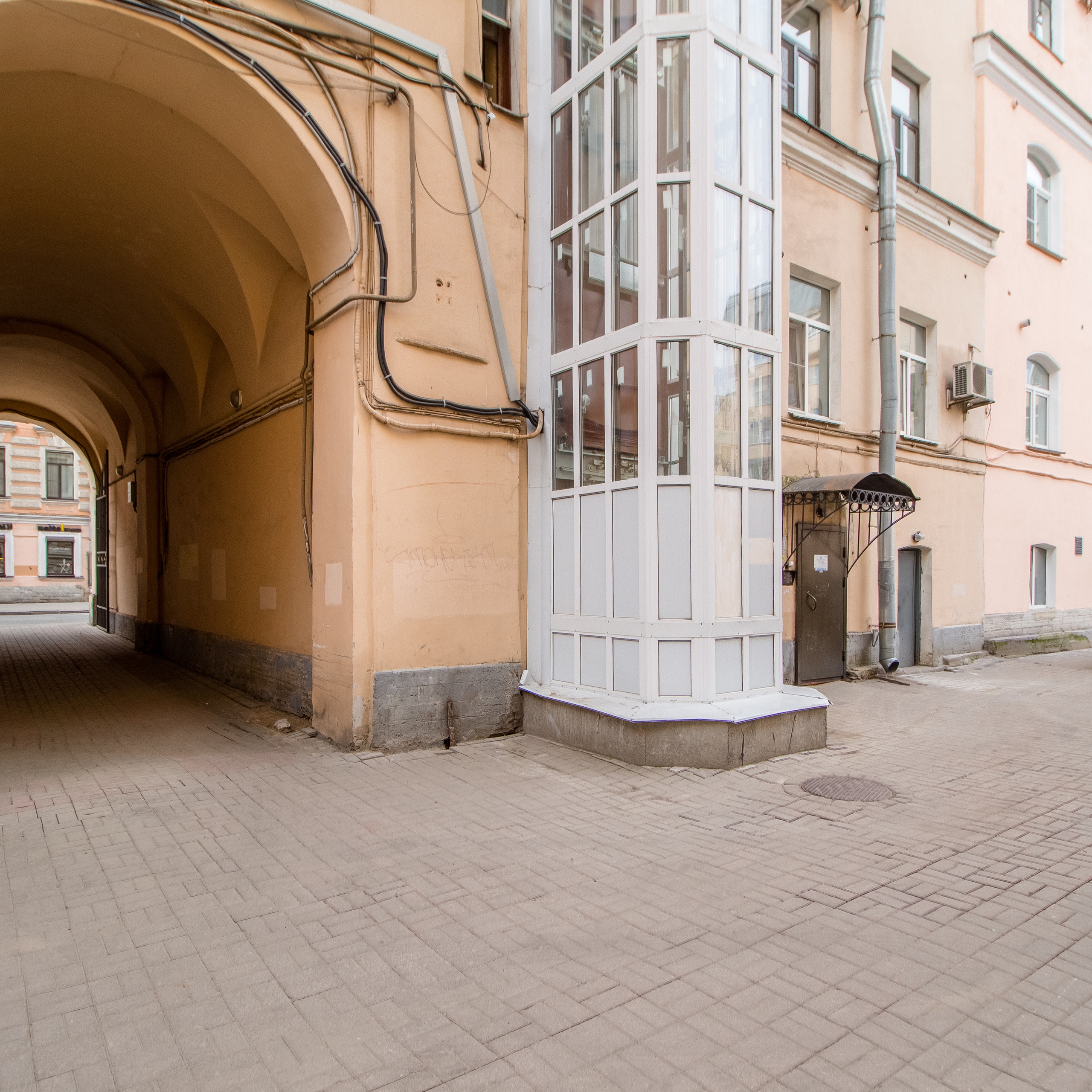 Квартира на Невском