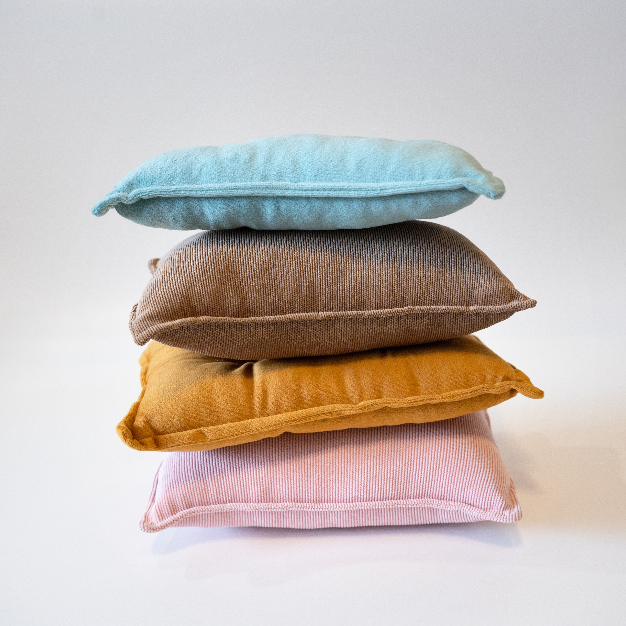 Костюмчики и реквизит. Ньюборн и семейный фотограф в Москве Светлана Писаржевская