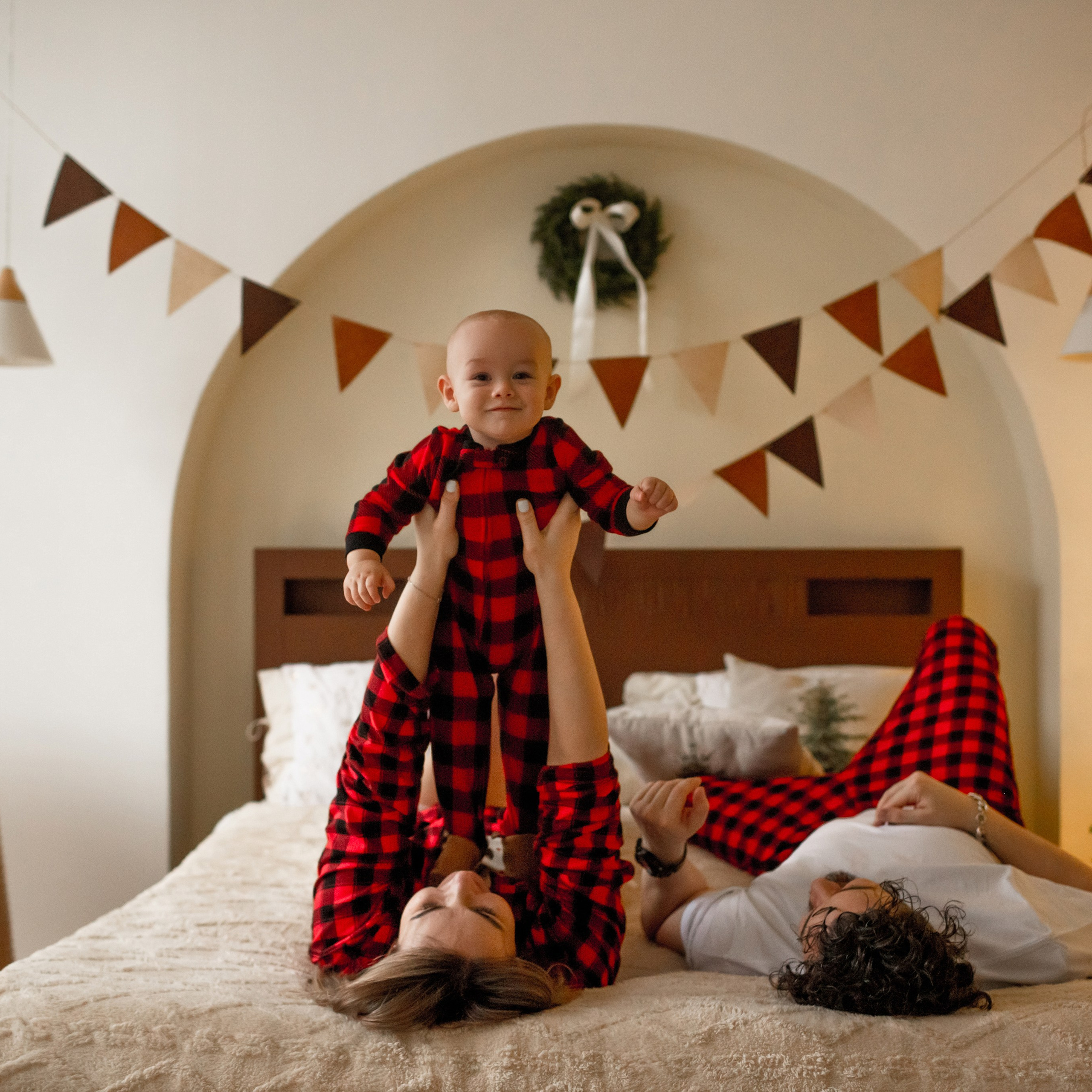 Первая новогодняя фотосессия малыша