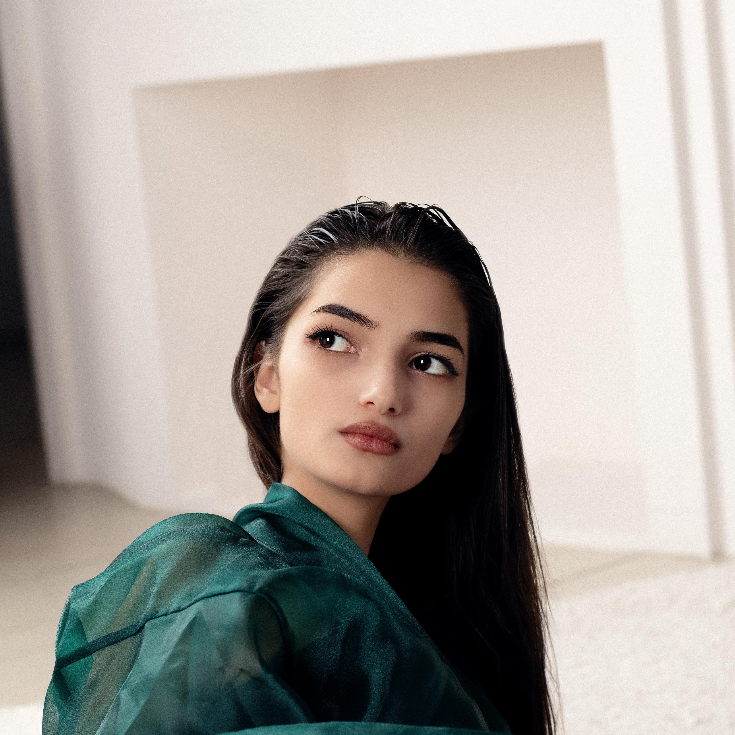 Ева. Главная