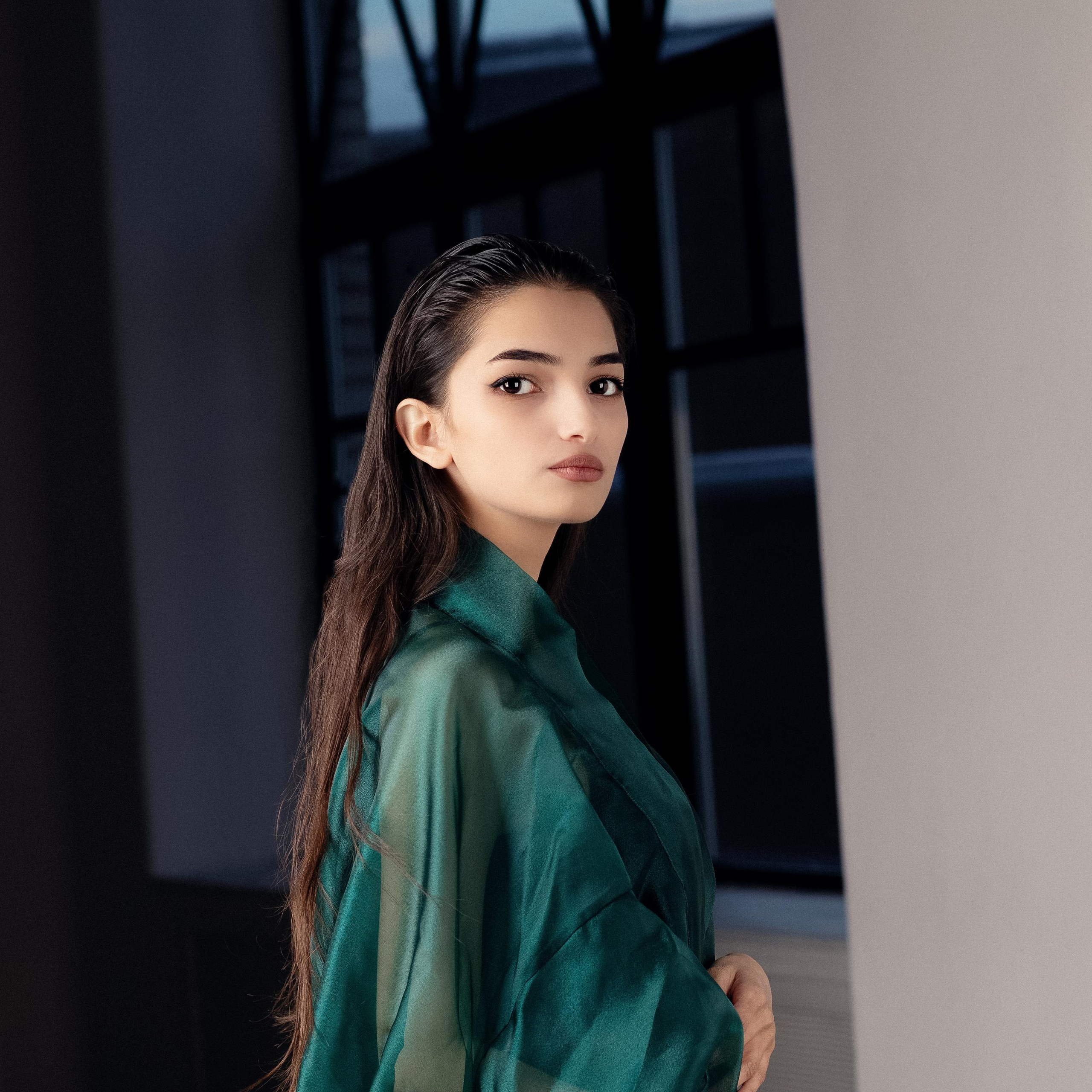 Ева. Главная