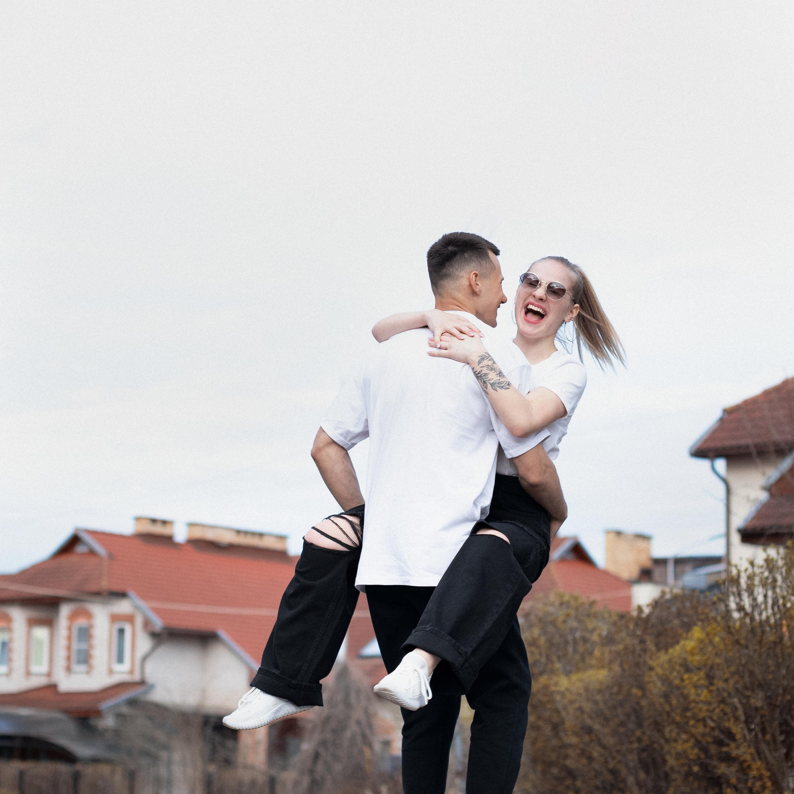 Карина и Евгений. Главная