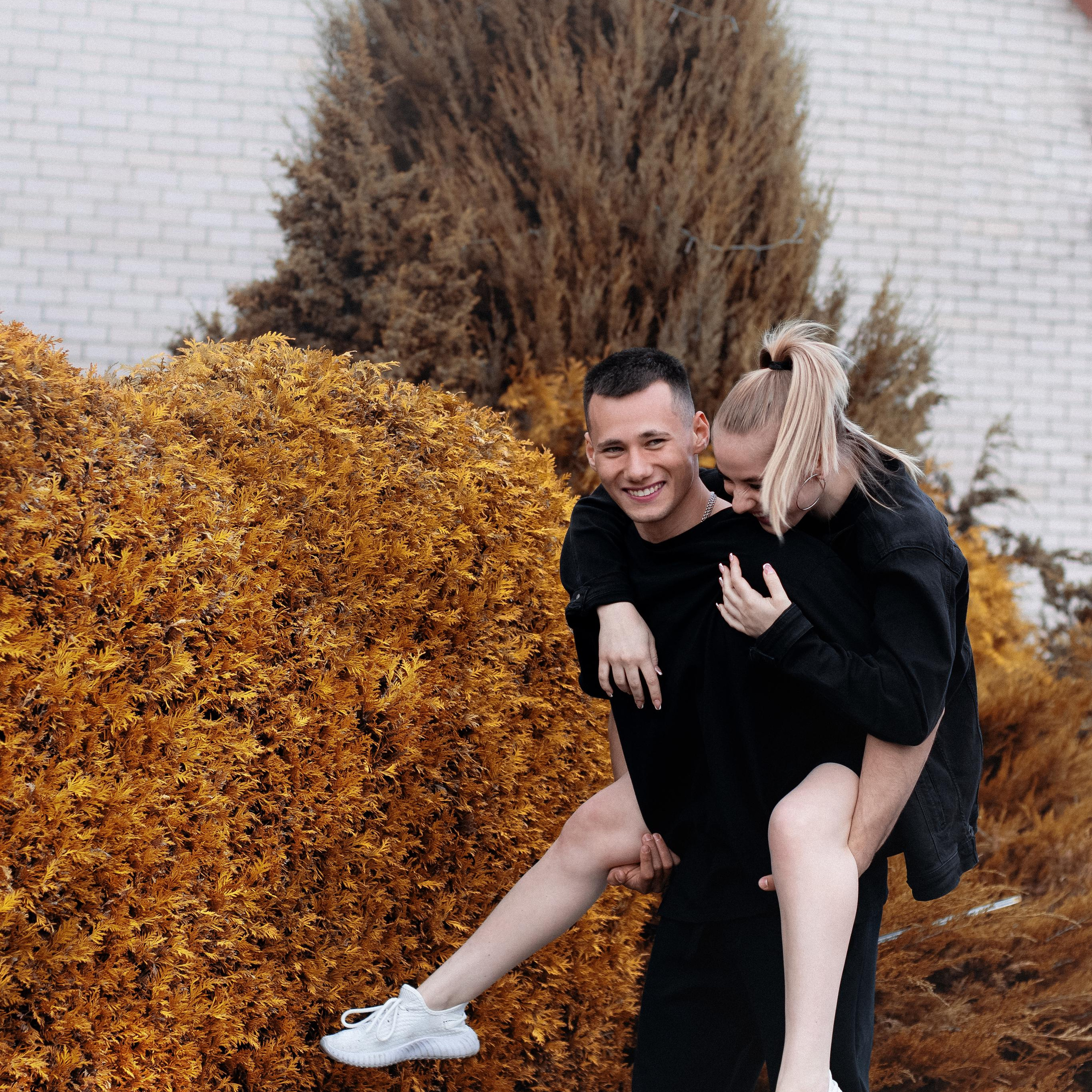 Карина и Евгений. Главная