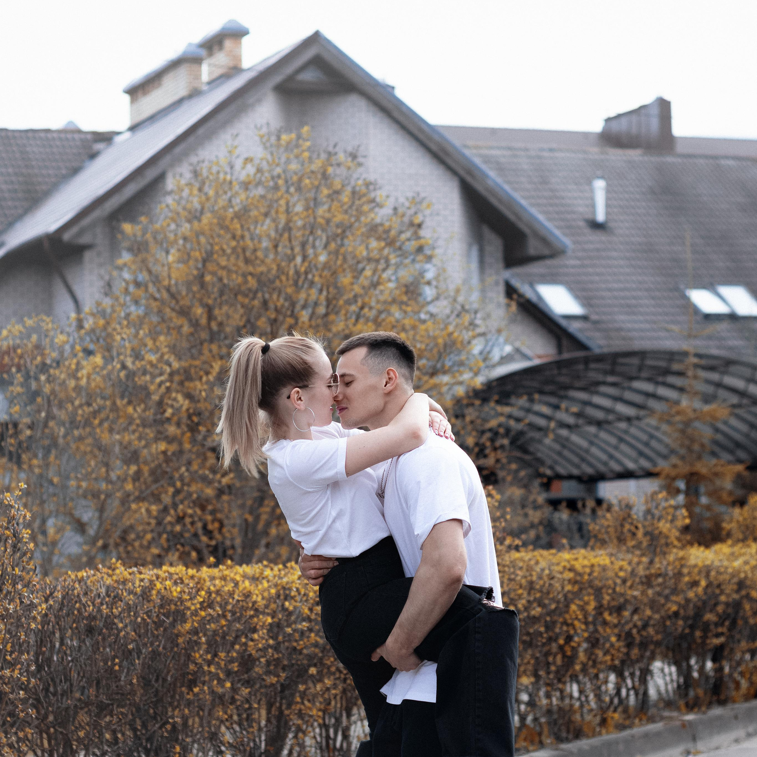 Карина и Евгений. Главная