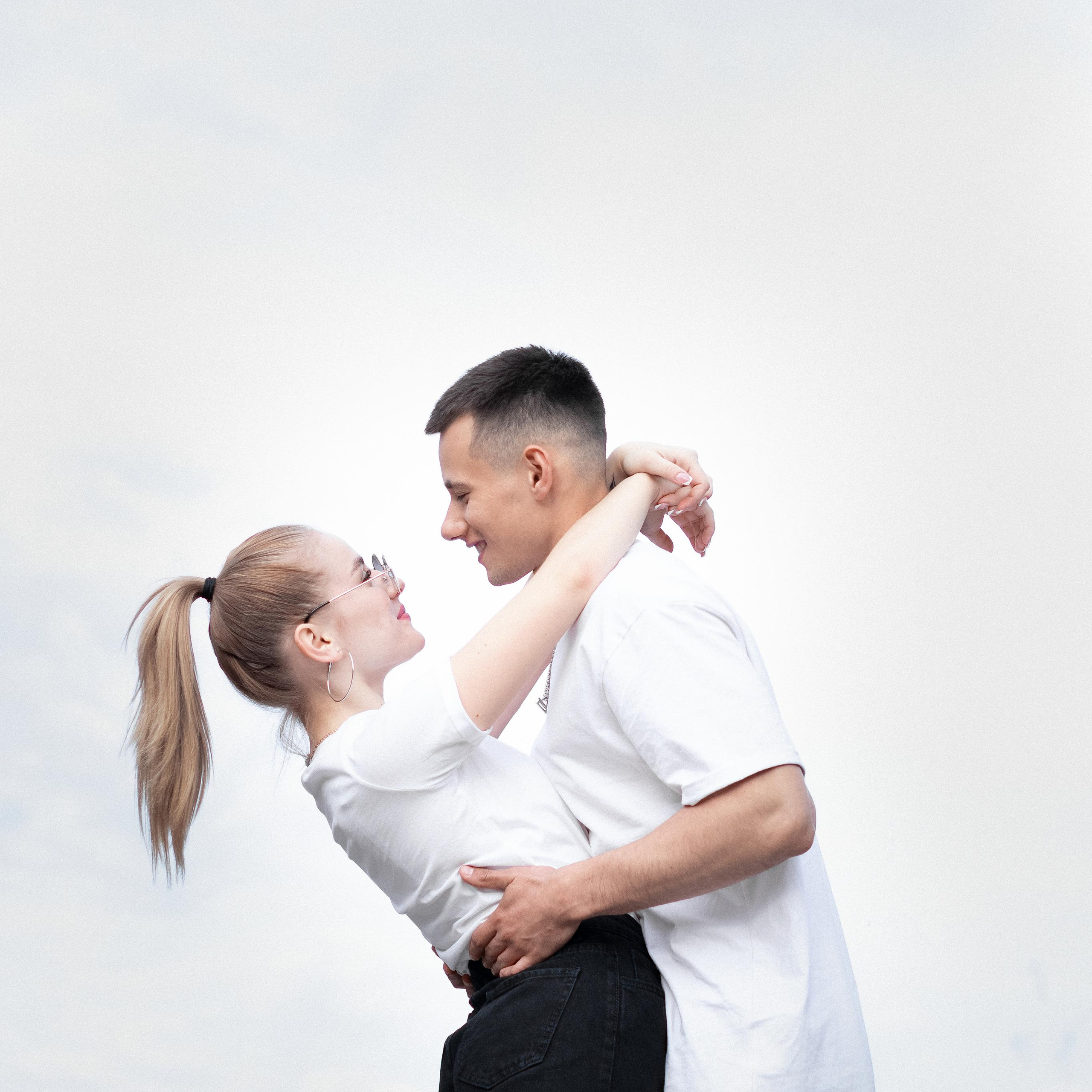 Карина и Евгений. Главная