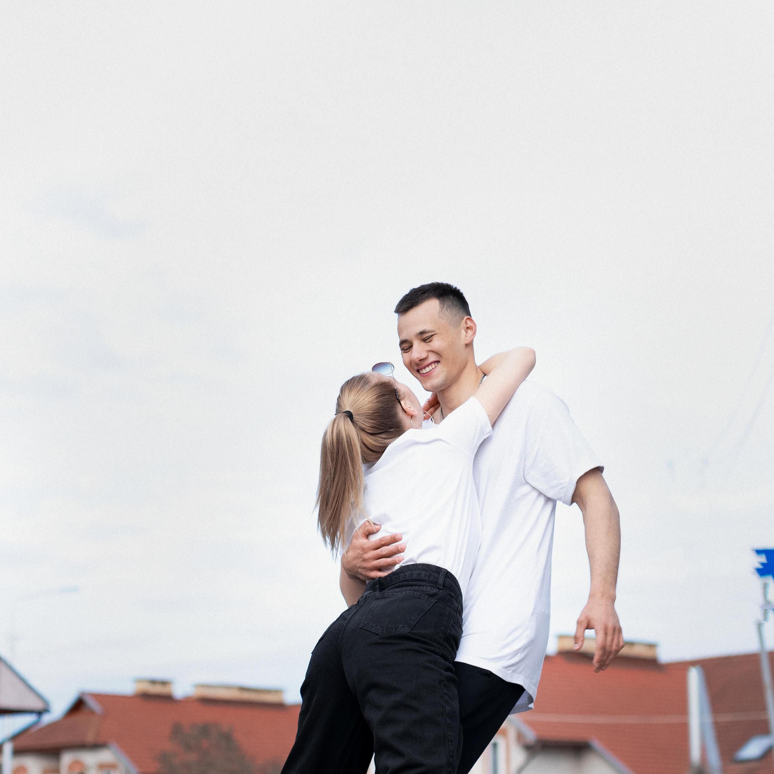 Карина и Евгений. Главная