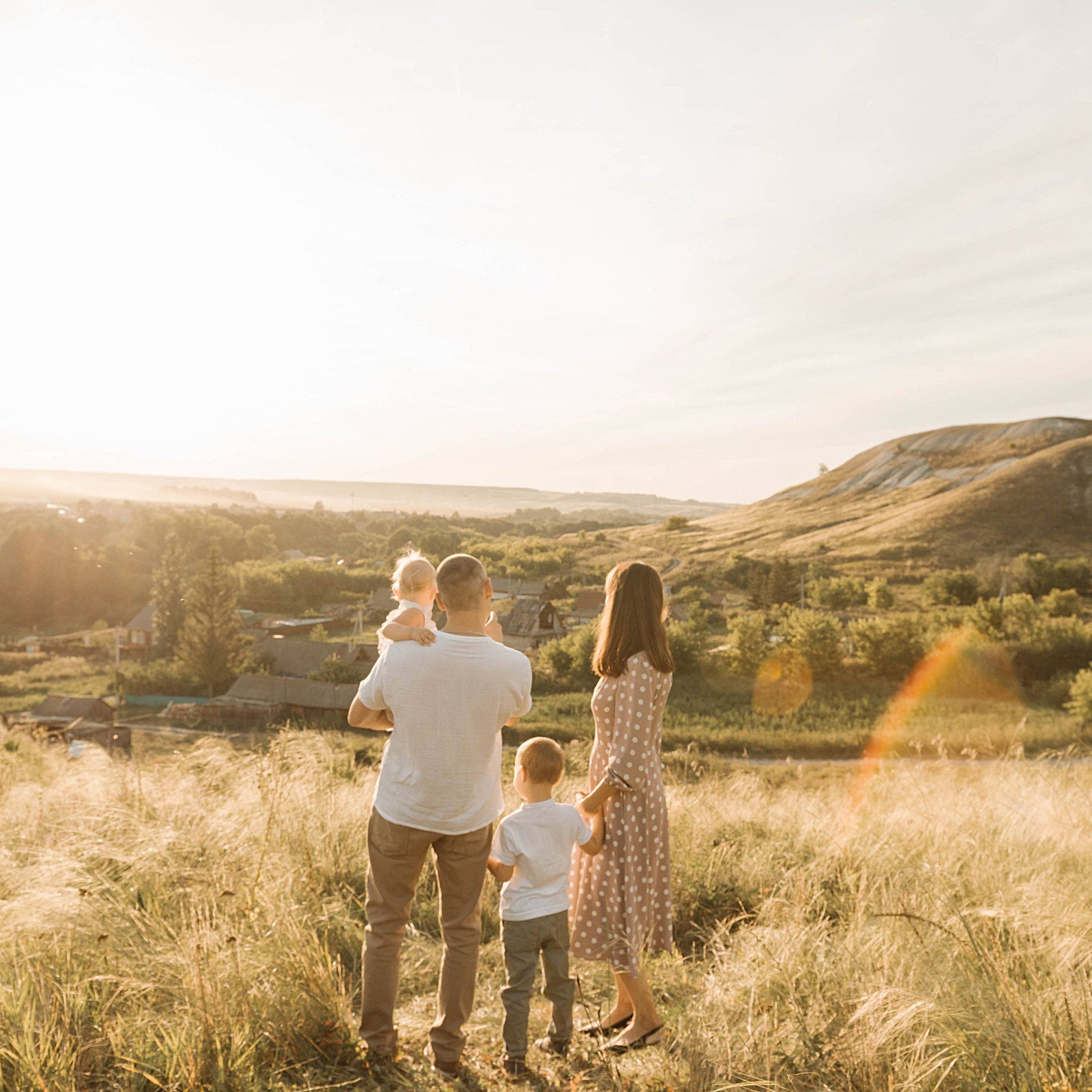 Семейные прогулки