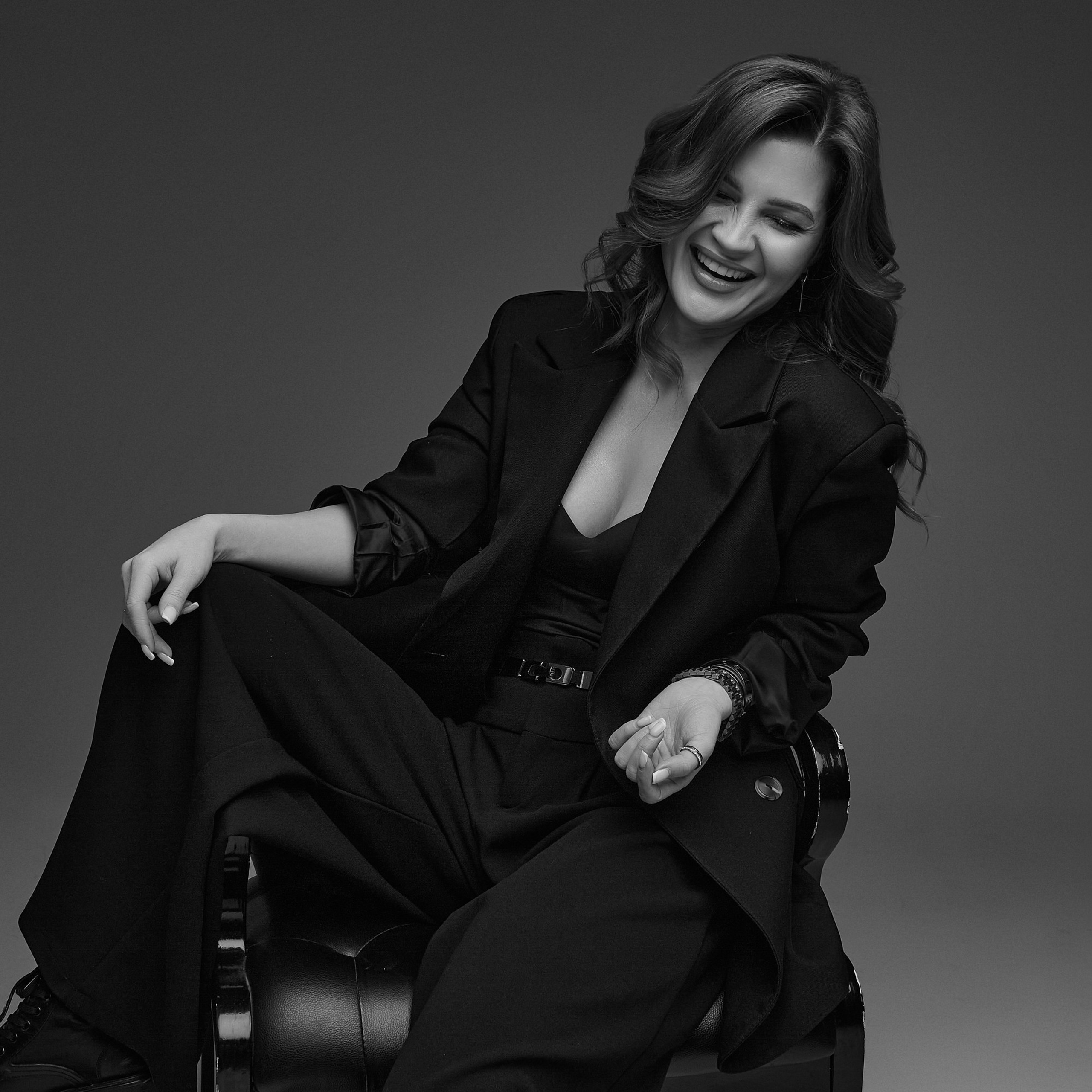 Женская деловая фотосессия