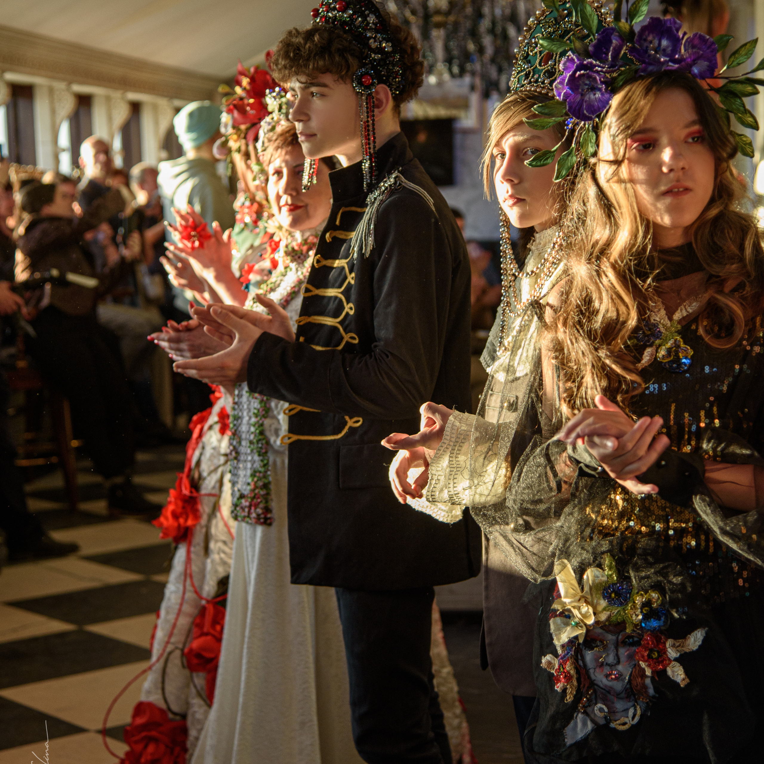 Модный показ «Любовь от кутюр»