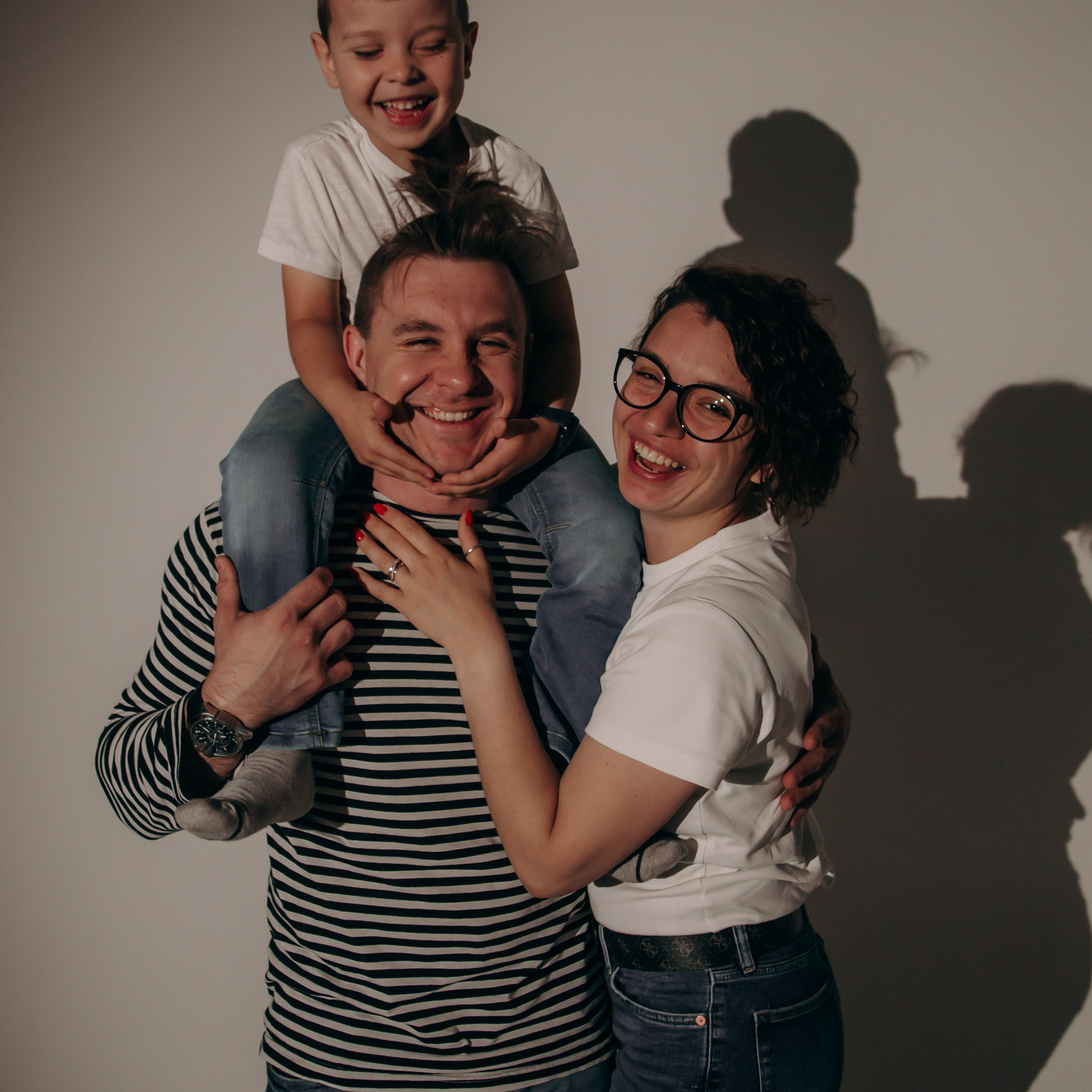 Эмоции важнее декора:) Съемка на циклораме