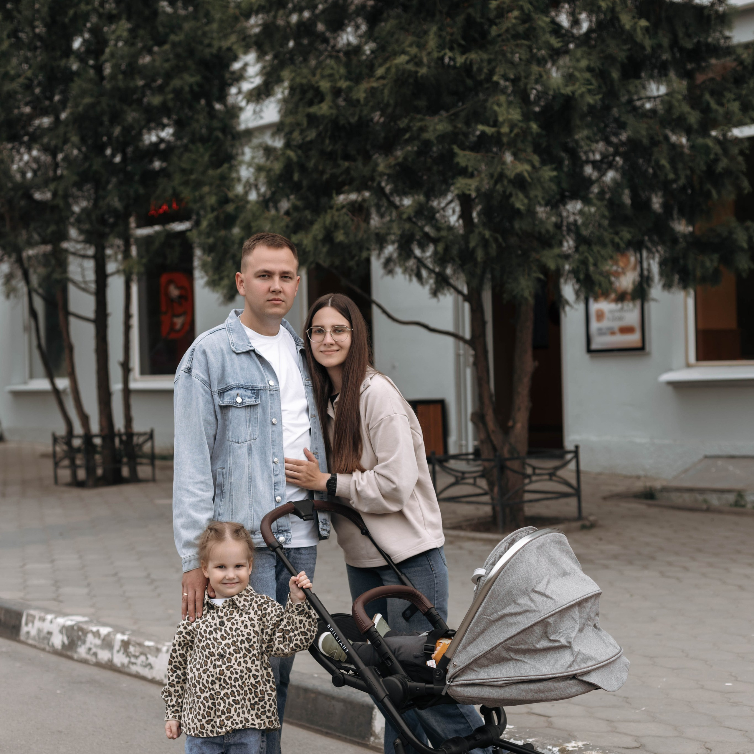 Семейная прогулка