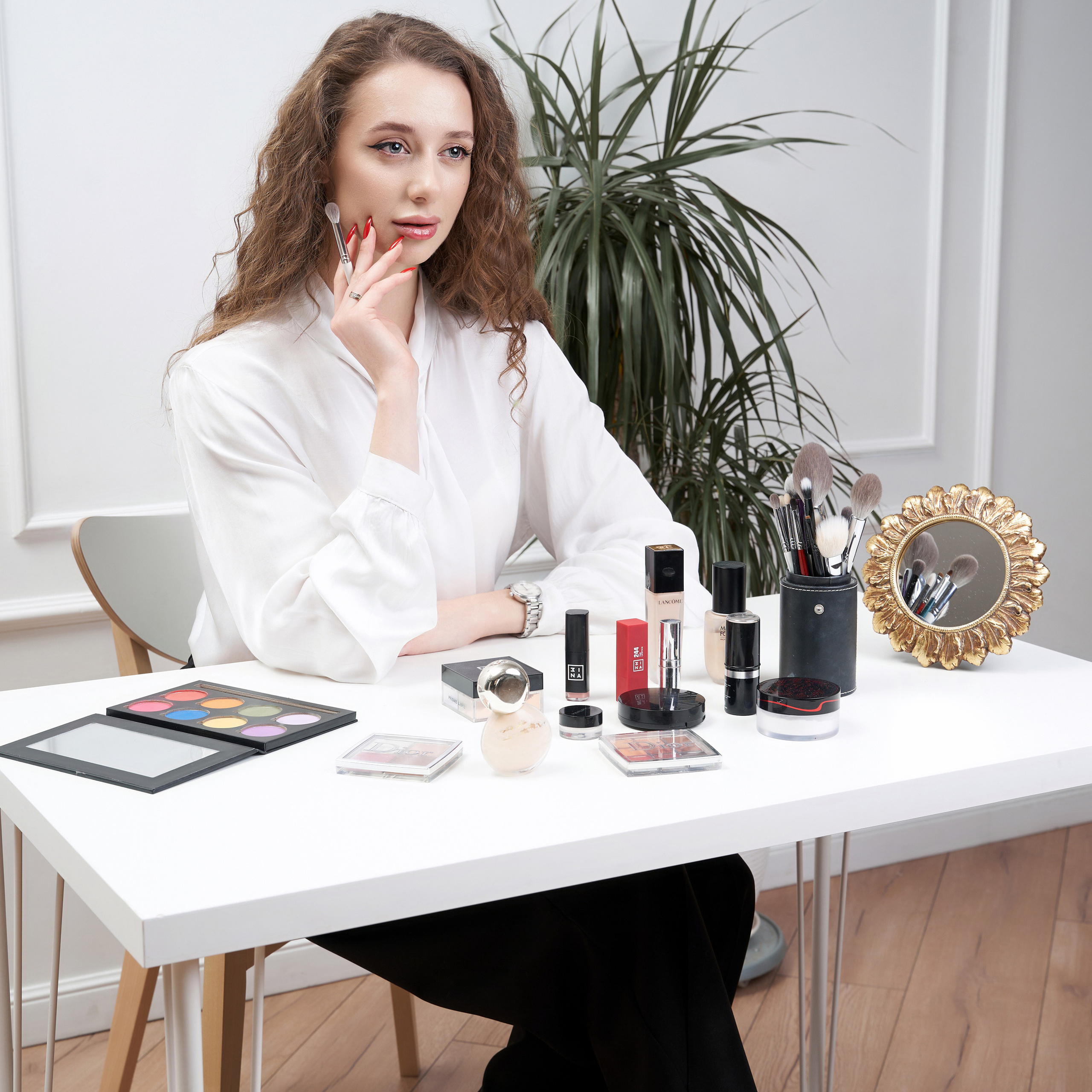 Анна. Визажист