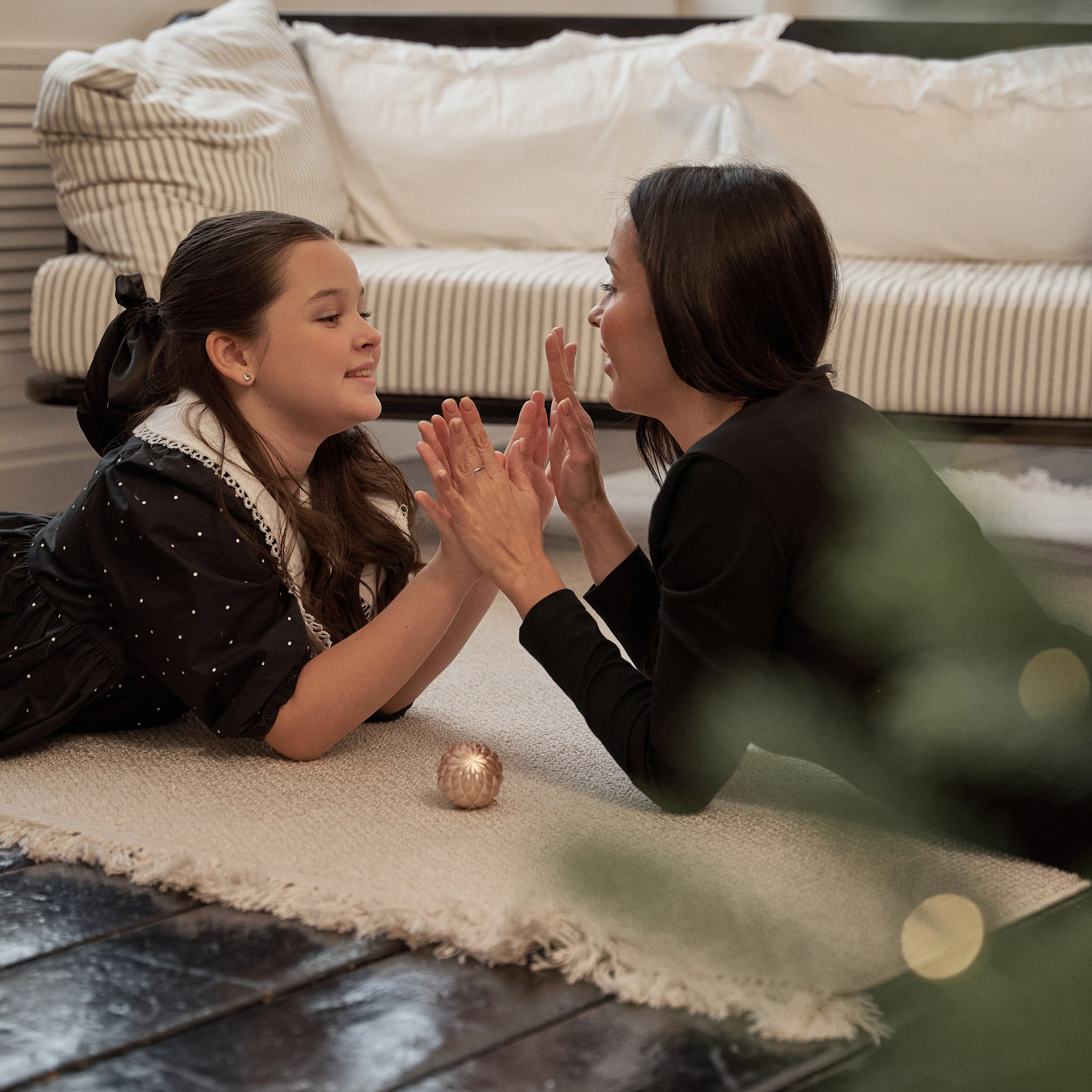 Анна и Мирочка