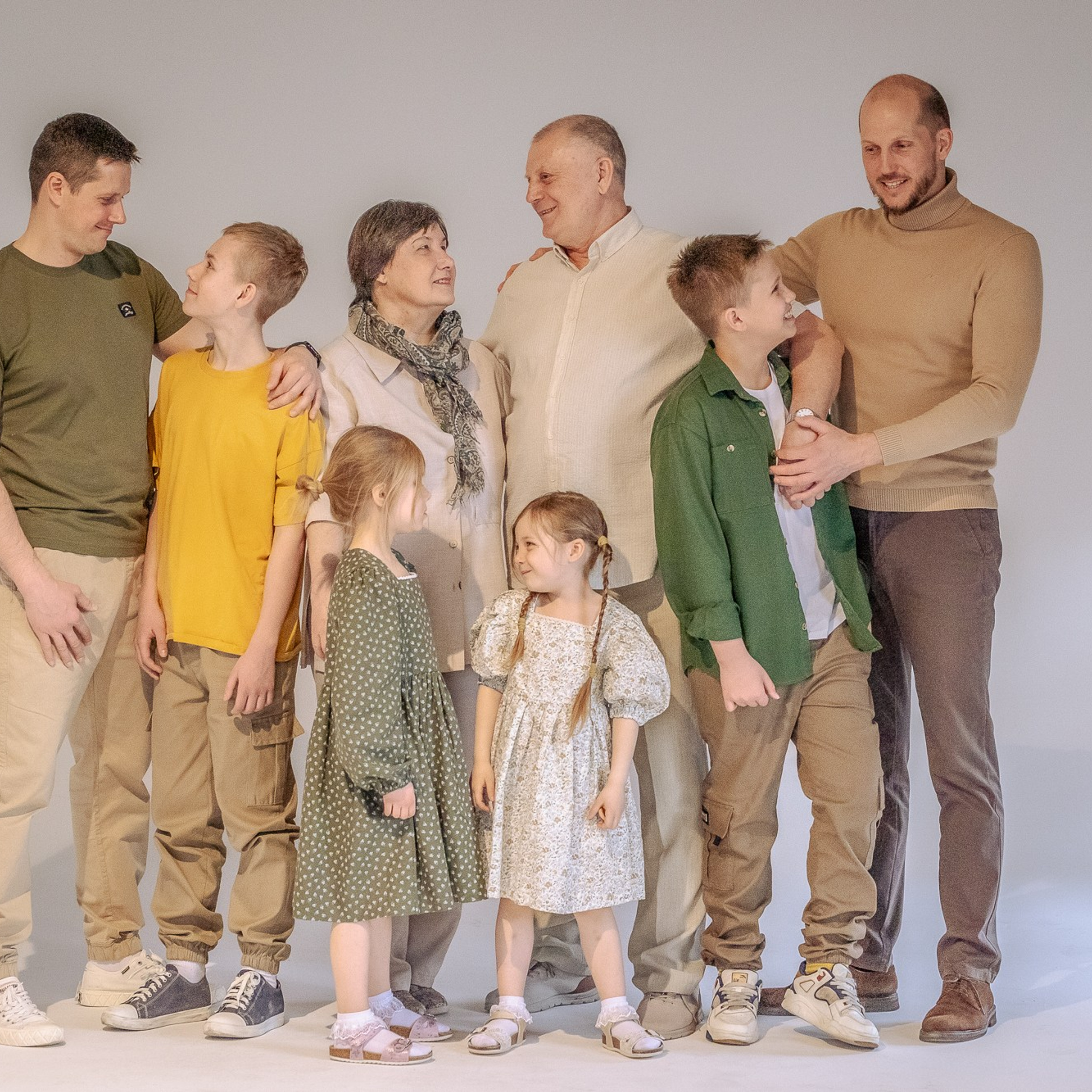 Семья студия