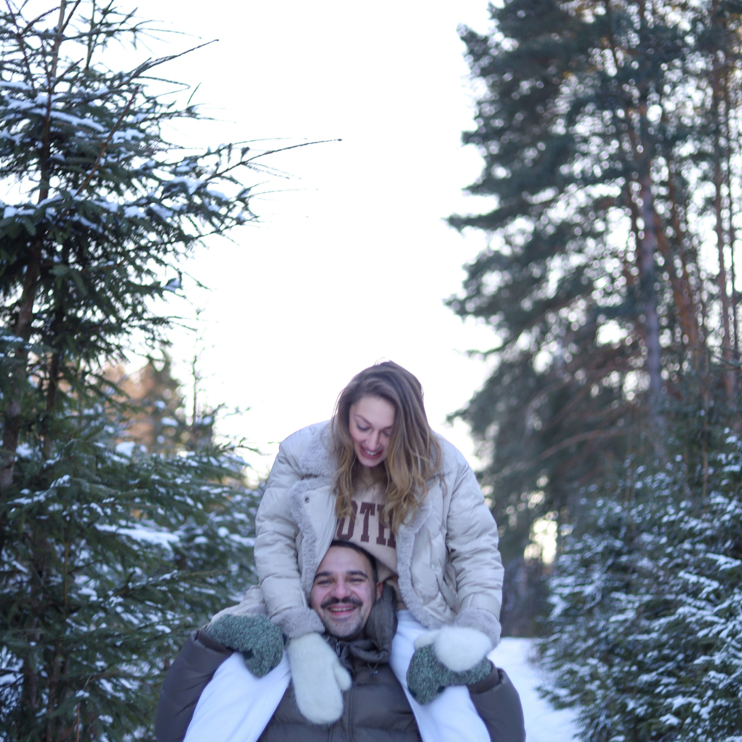 Прогулка. Муж и Жена