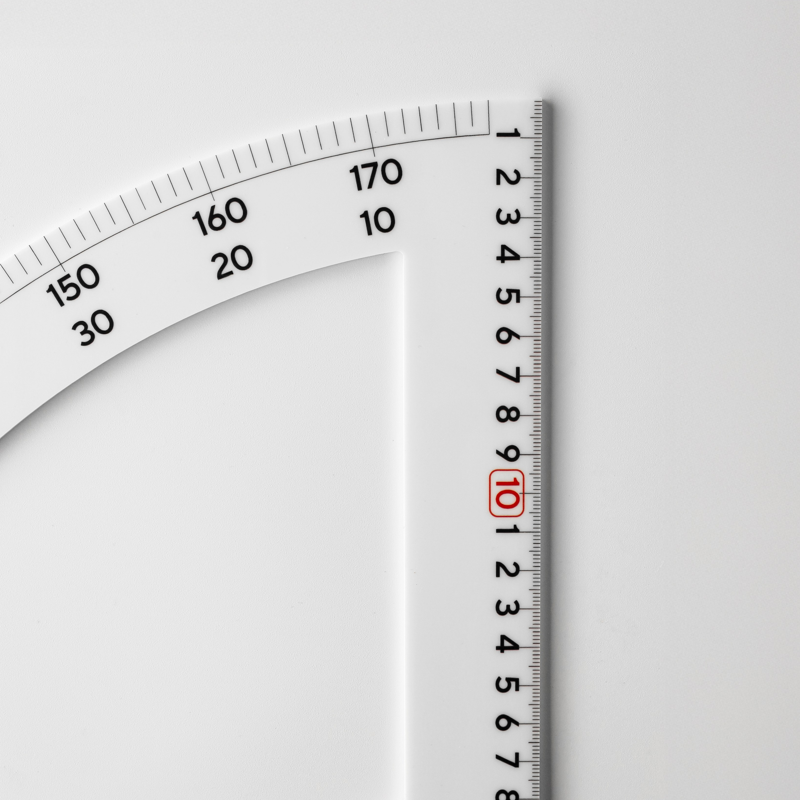 Альбом. Предметный фотограф в Ростове-на-Дону Алина Карапетян