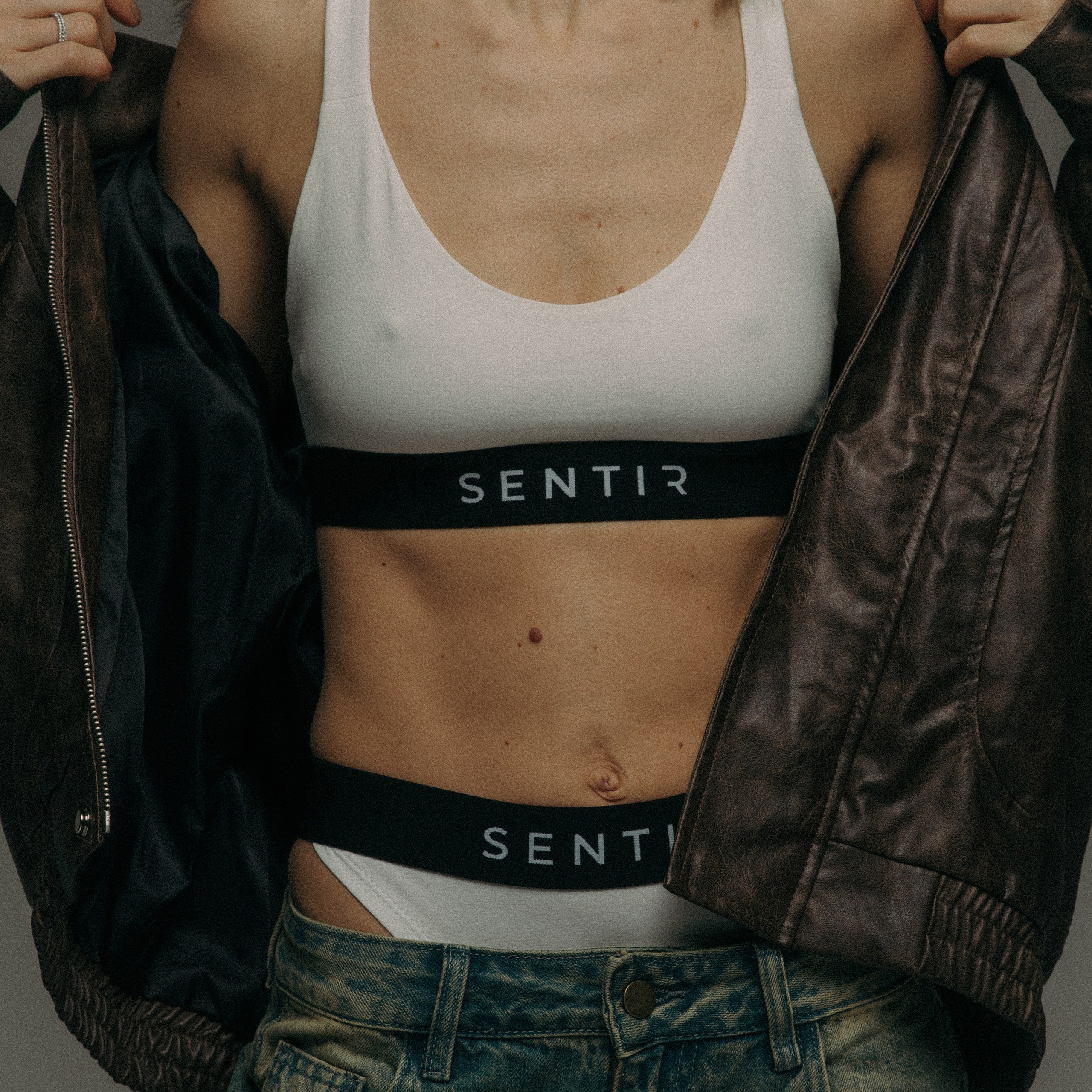 SENTIR brand. Annsekx