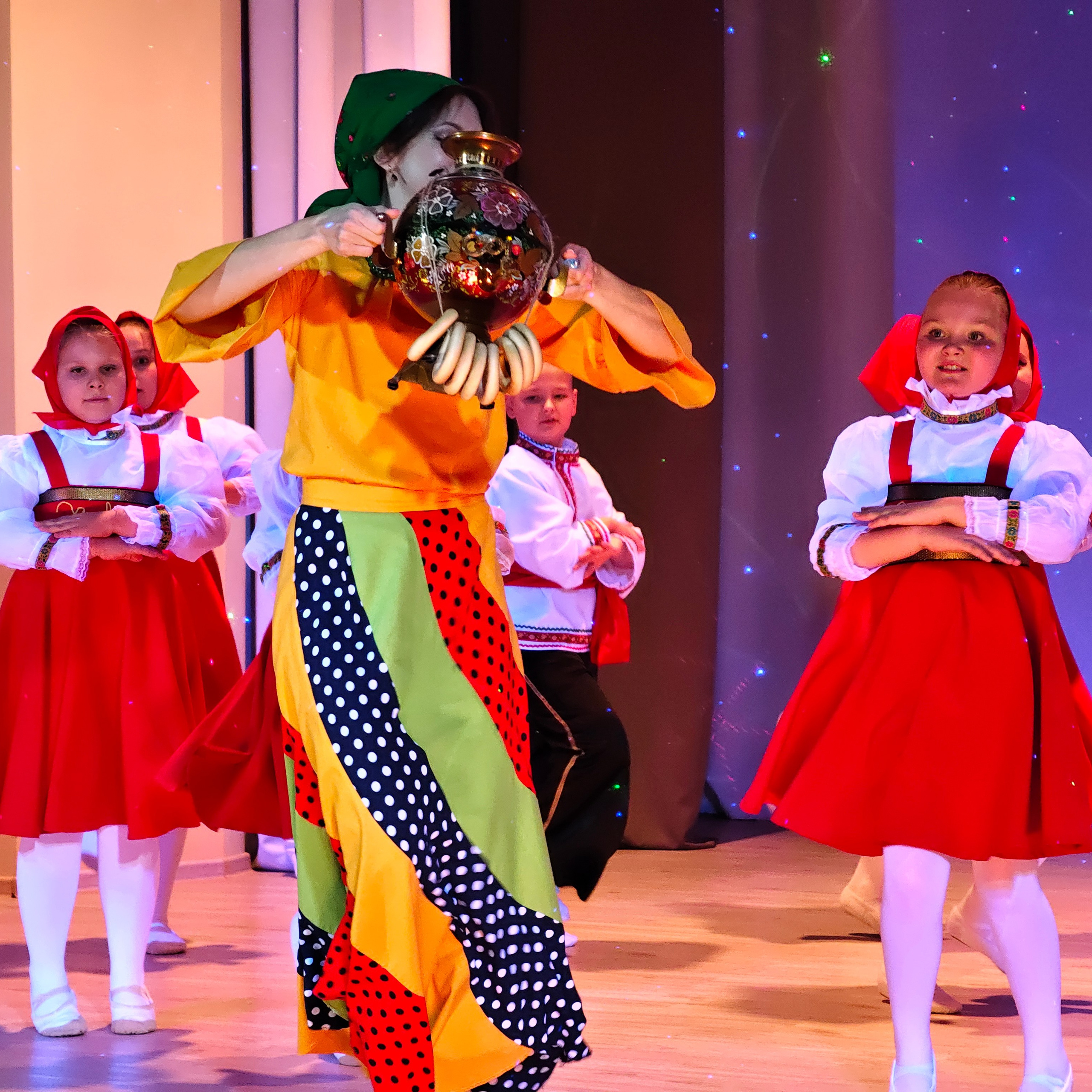 «Царевна лебедь и Новогоднее чудо». Студия Джобса