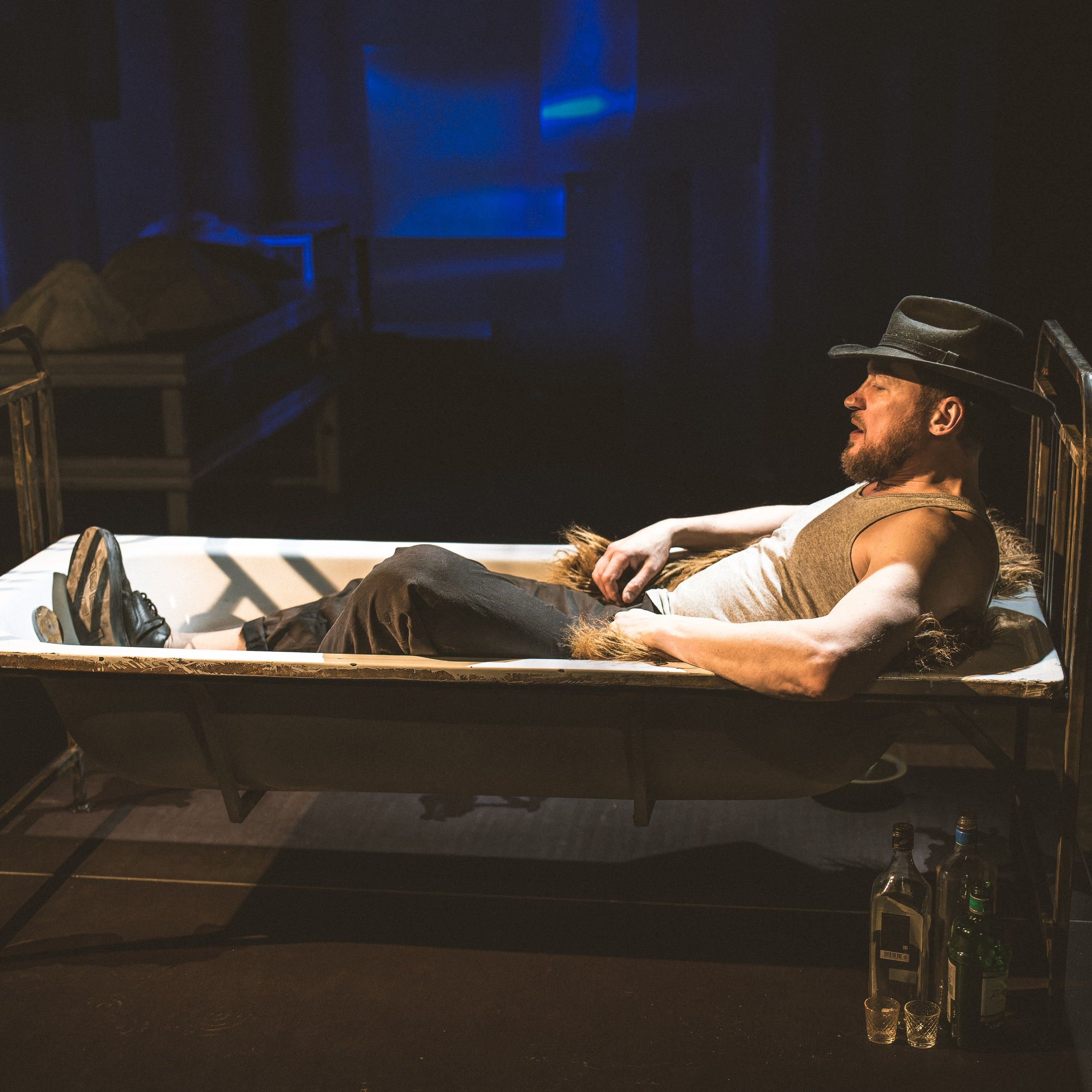 Аркадия театр: Жить, дышать, смеяться