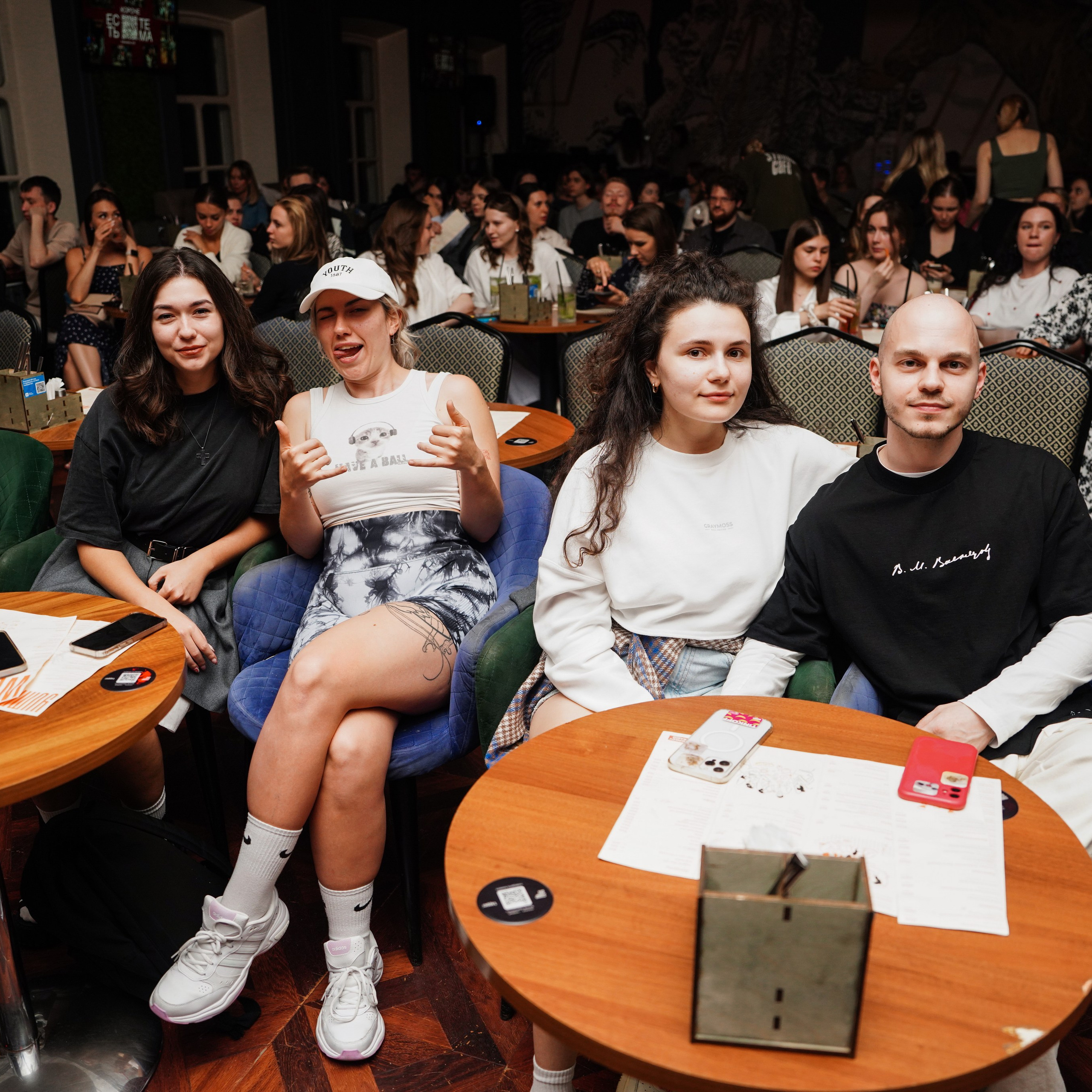 STAND UP CAFE «КОРОЧЕ ЕСТЬ ТЕМА». ZAVALIHINA.RU