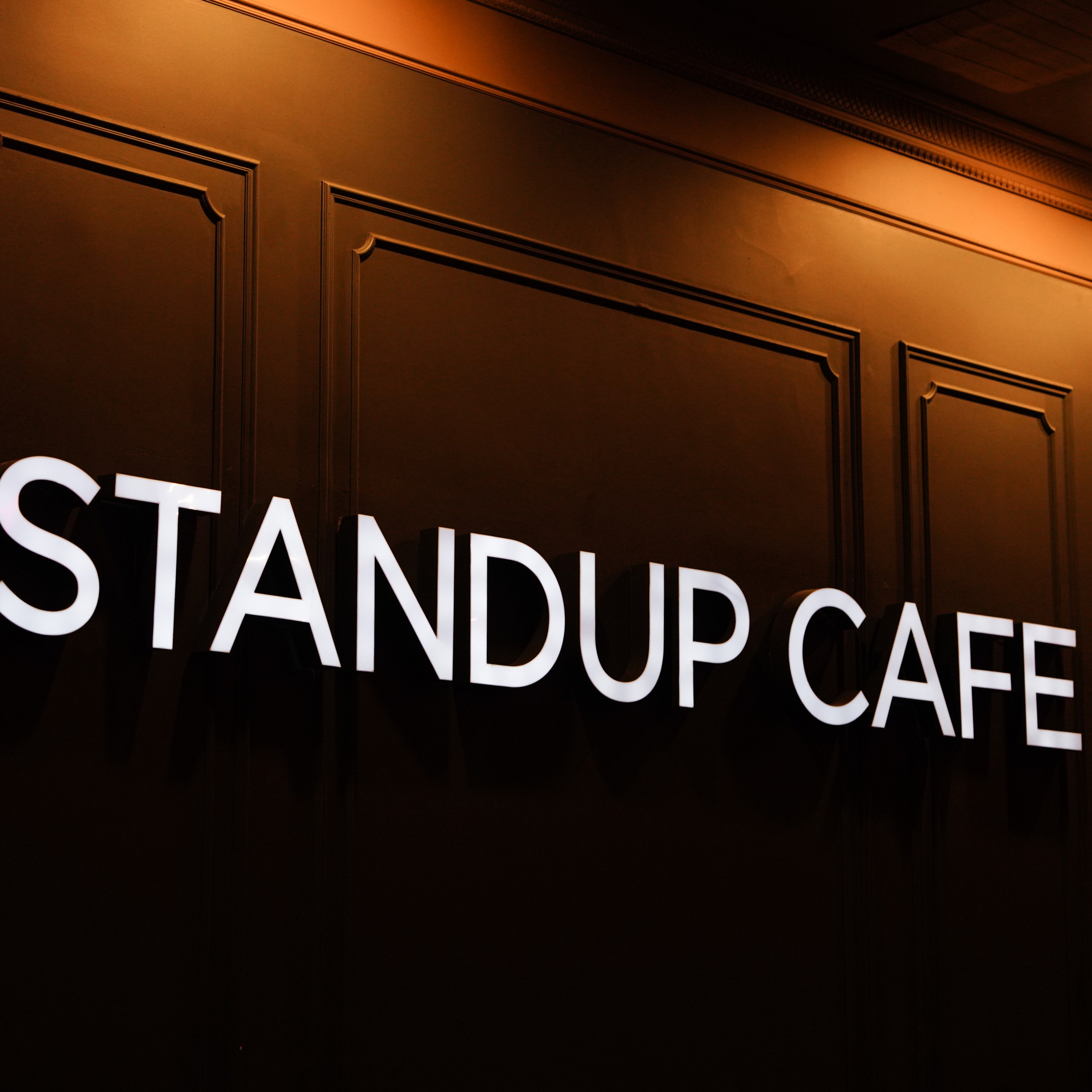 STAND UP CAFE «КОРОЧЕ ЕСТЬ ТЕМА». ZAVALIHINA.RU