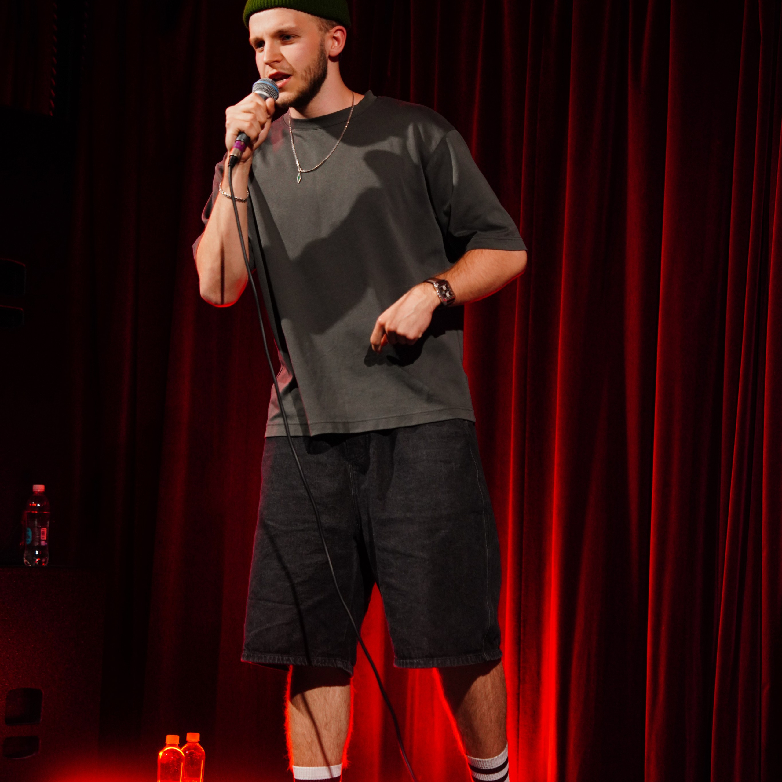 STAND UP CAFE «КОРОЧЕ ЕСТЬ ТЕМА». ZAVALIHINA.RU