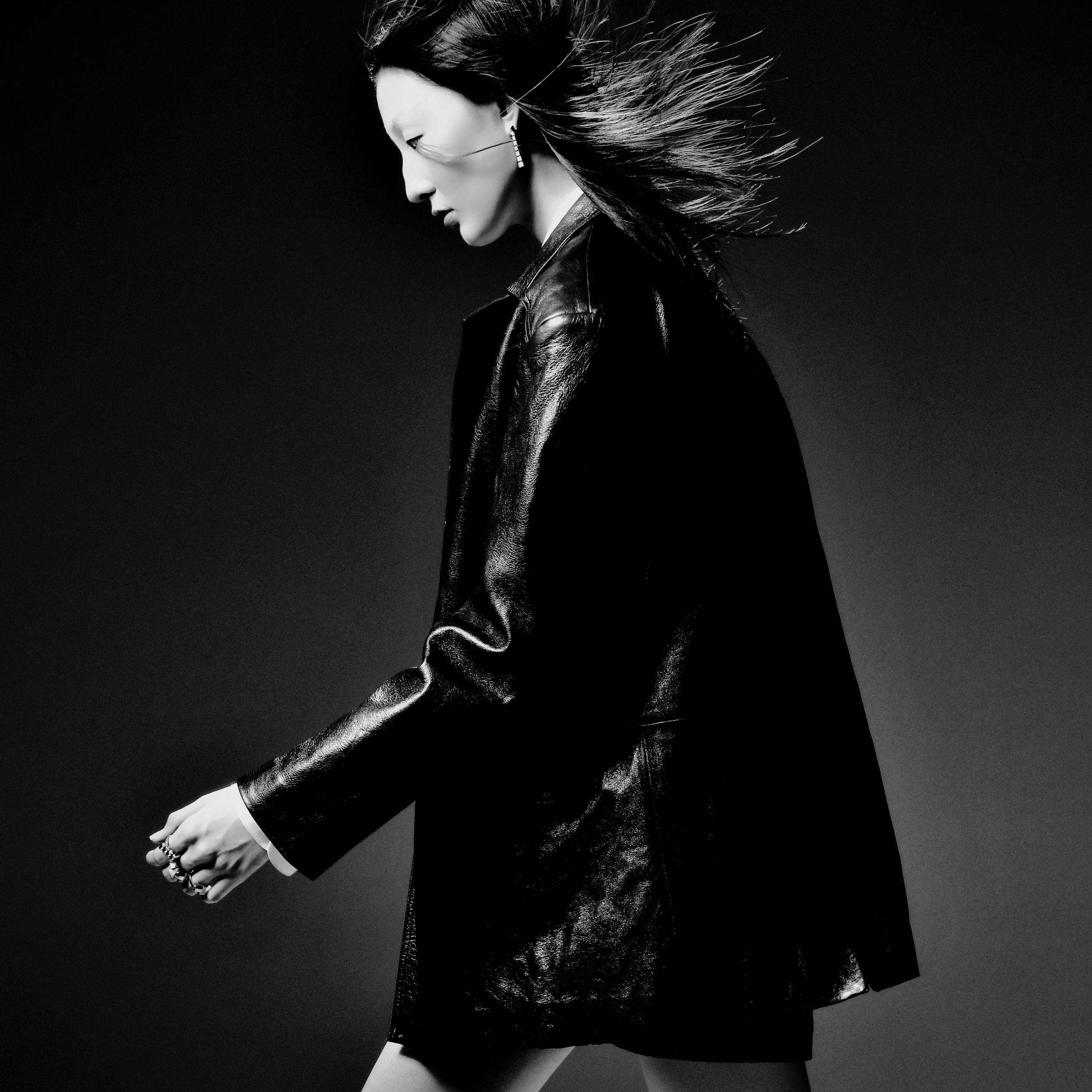 BURO’S NEW FASHION EDITORIAL SHAKES UP STYLE WITH COLOR, MOTION AND HIGH FASHION. @buro247meCreative direction and photography: Abdullah Alzanki - @coded.campaigns.Stylist: Charlotte White - @charlotte____whiteMakeup: Amanda - @amandakaymakeupStudio: Enso Studio - @ensostudios.aeLighting assistant: Junaid - @_junaidmehar @_junaidazamHair: Vivi Lu - @vvvvv.luModel: Liu Siyu - @siyu3399Retouch: Daria - @toomuch_retouch