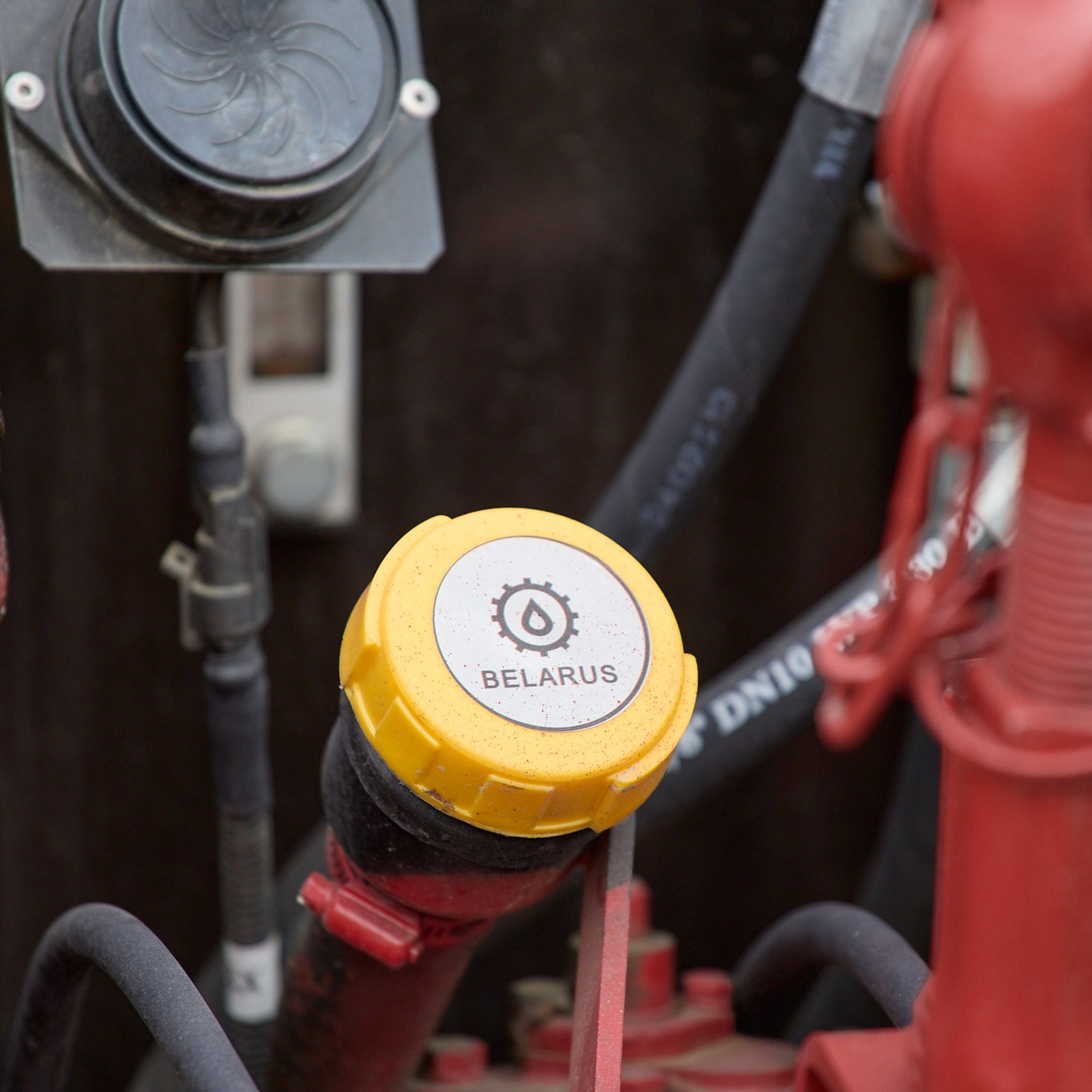 Фотосессия выставки и продажи сельхозтехники. Коммерческий фотограф для бизнеса в Томске Дмитрий Ельчанинов