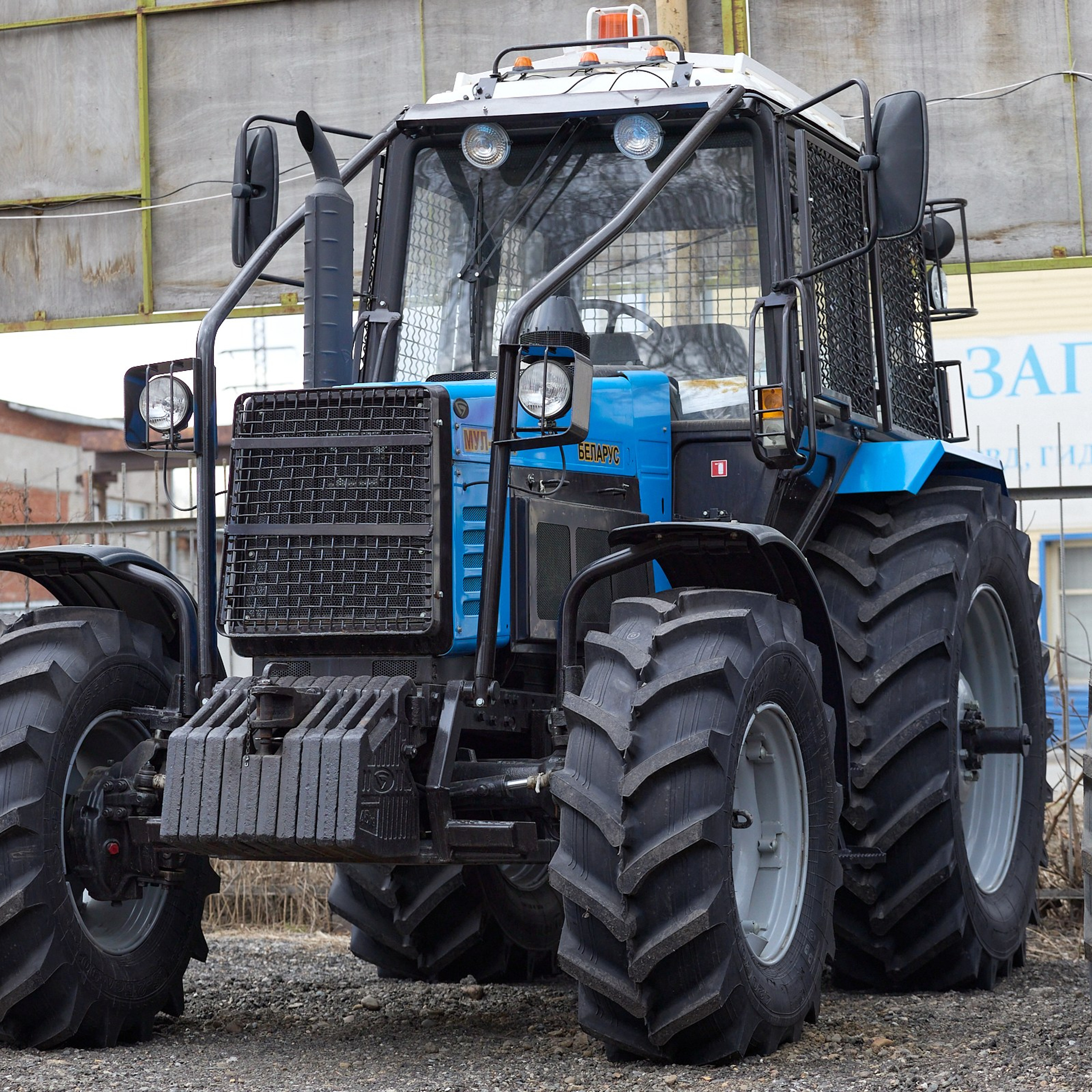 Фотосессия выставки и продажи сельхозтехники. Коммерческий фотограф для бизнеса в Томске Дмитрий Ельчанинов