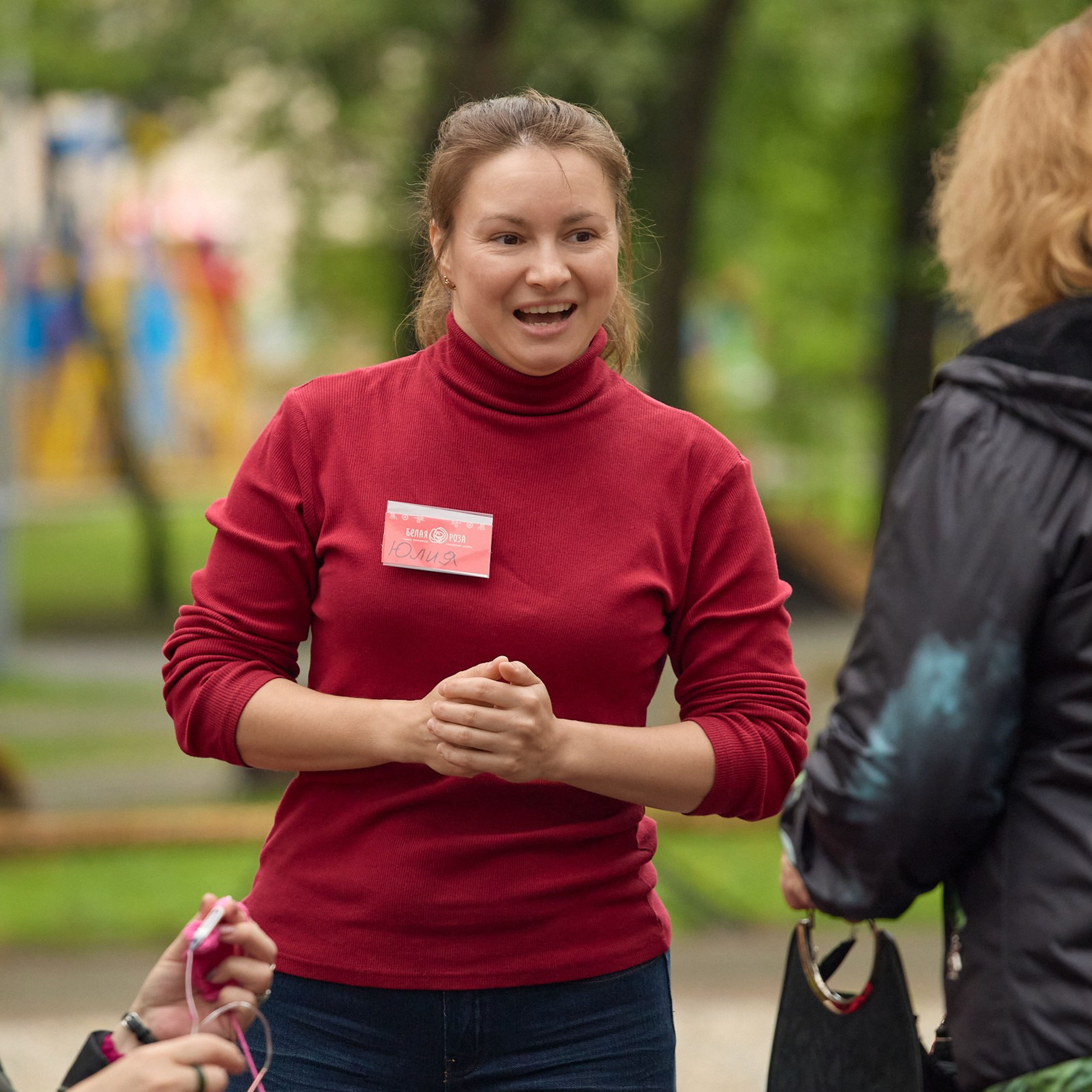 «День вязания на публике 2024» фотосъёмка мероприятия в Городском саду, полная версия. Коммерческий фотограф для бизнеса в Томске Дмитрий Ельчанинов