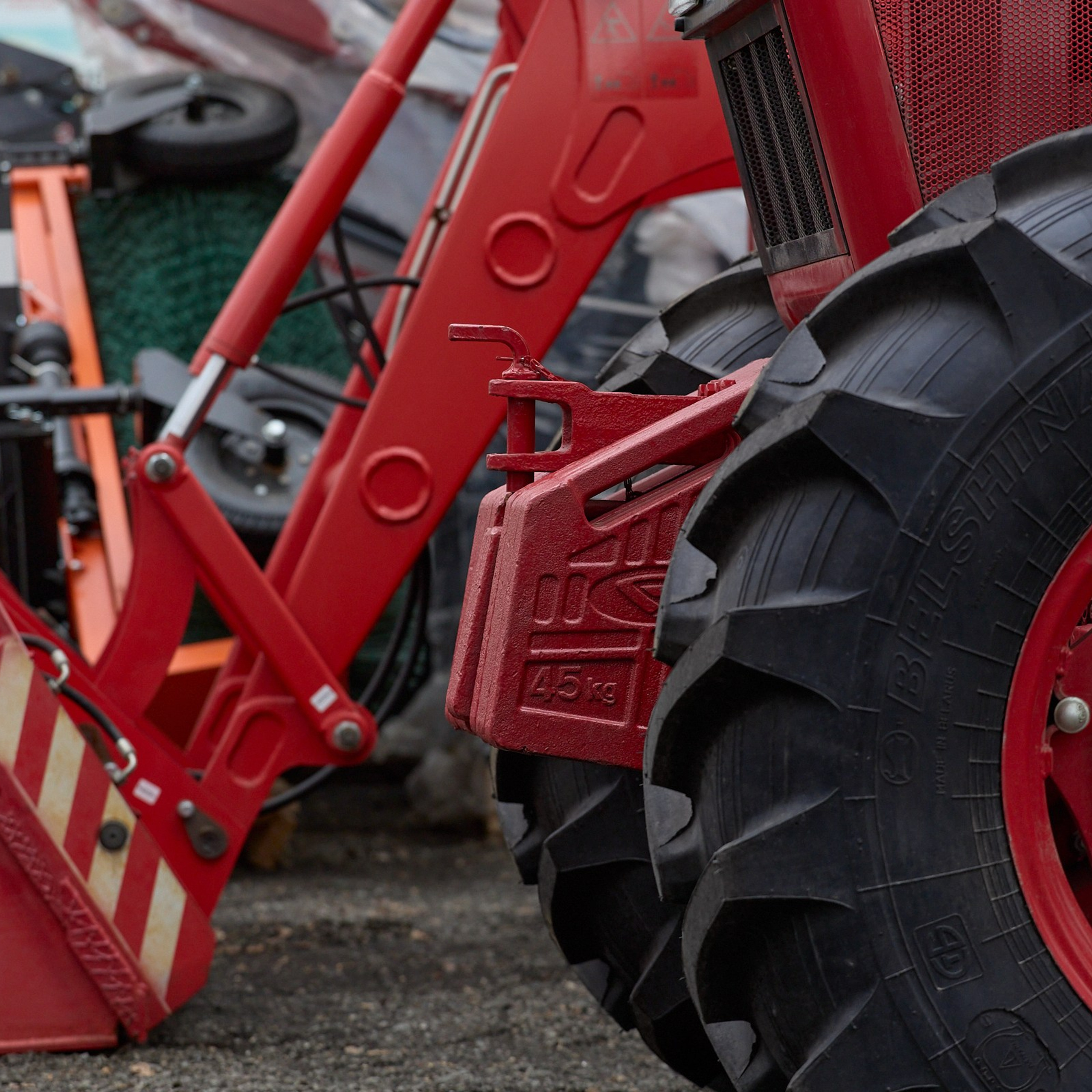 Фотосессия выставки и продажи сельхозтехники. Коммерческий фотограф для бизнеса в Томске Дмитрий Ельчанинов