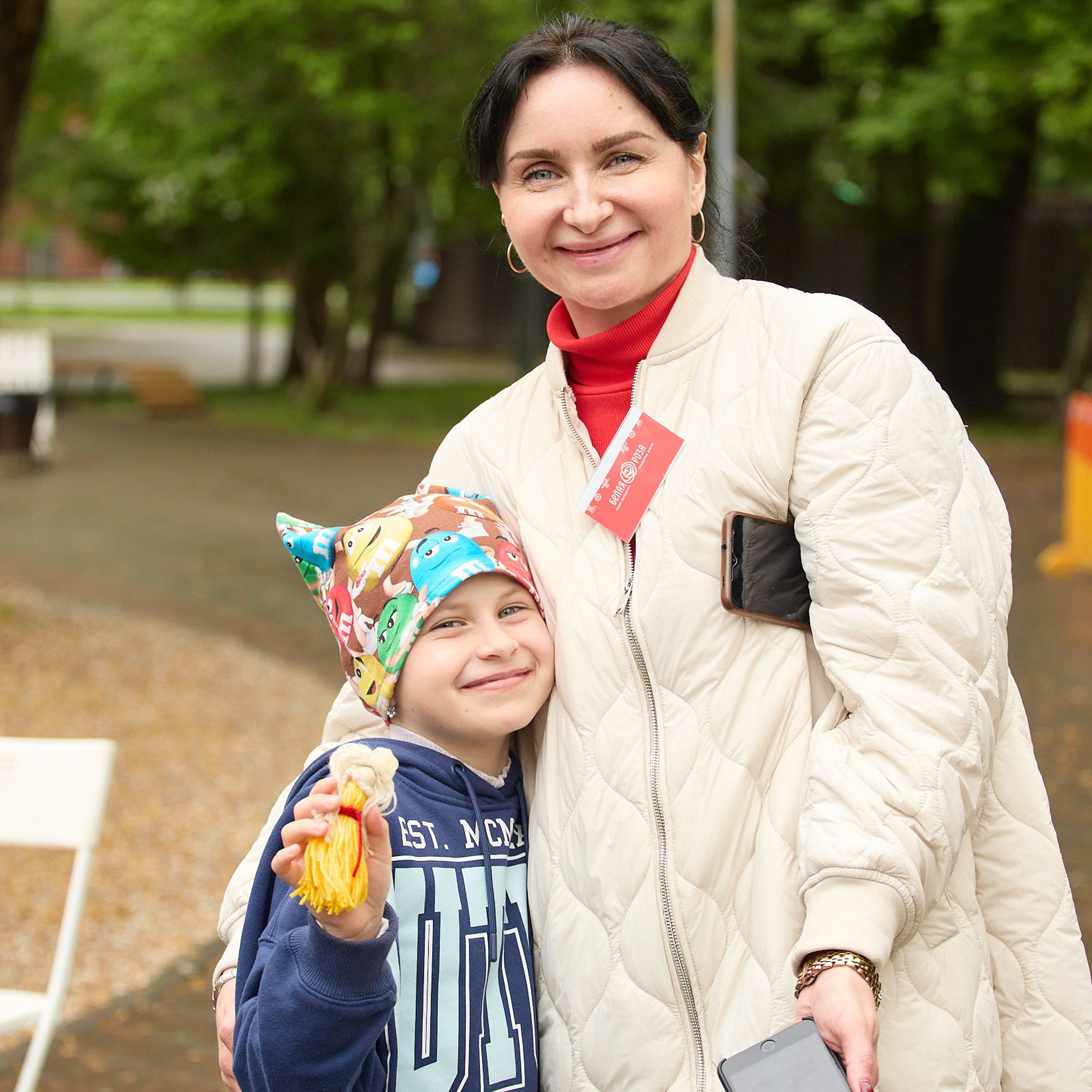 «День вязания на публике 2024» фотосъёмка мероприятия в Городском саду, полная версия. Коммерческий фотограф для бизнеса в Томске Дмитрий Ельчанинов